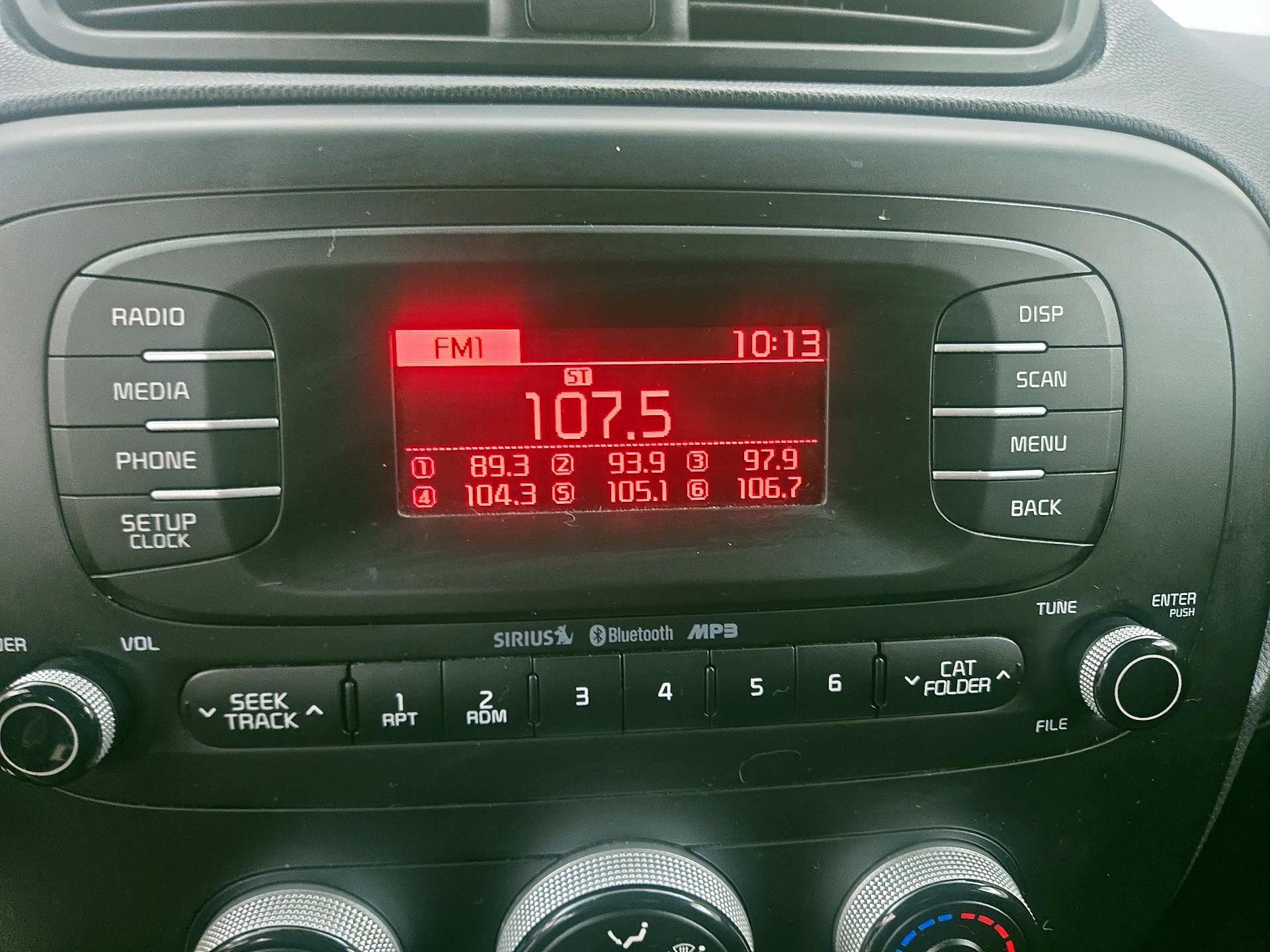 Thumbnail: 2014 Kia Soul - 14