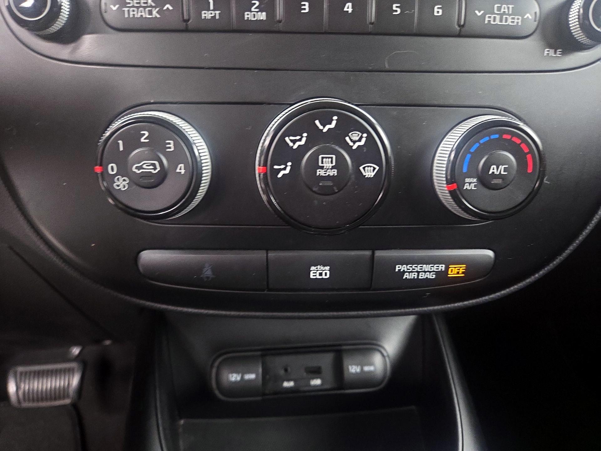 Thumbnail: 2014 Kia Soul - 15