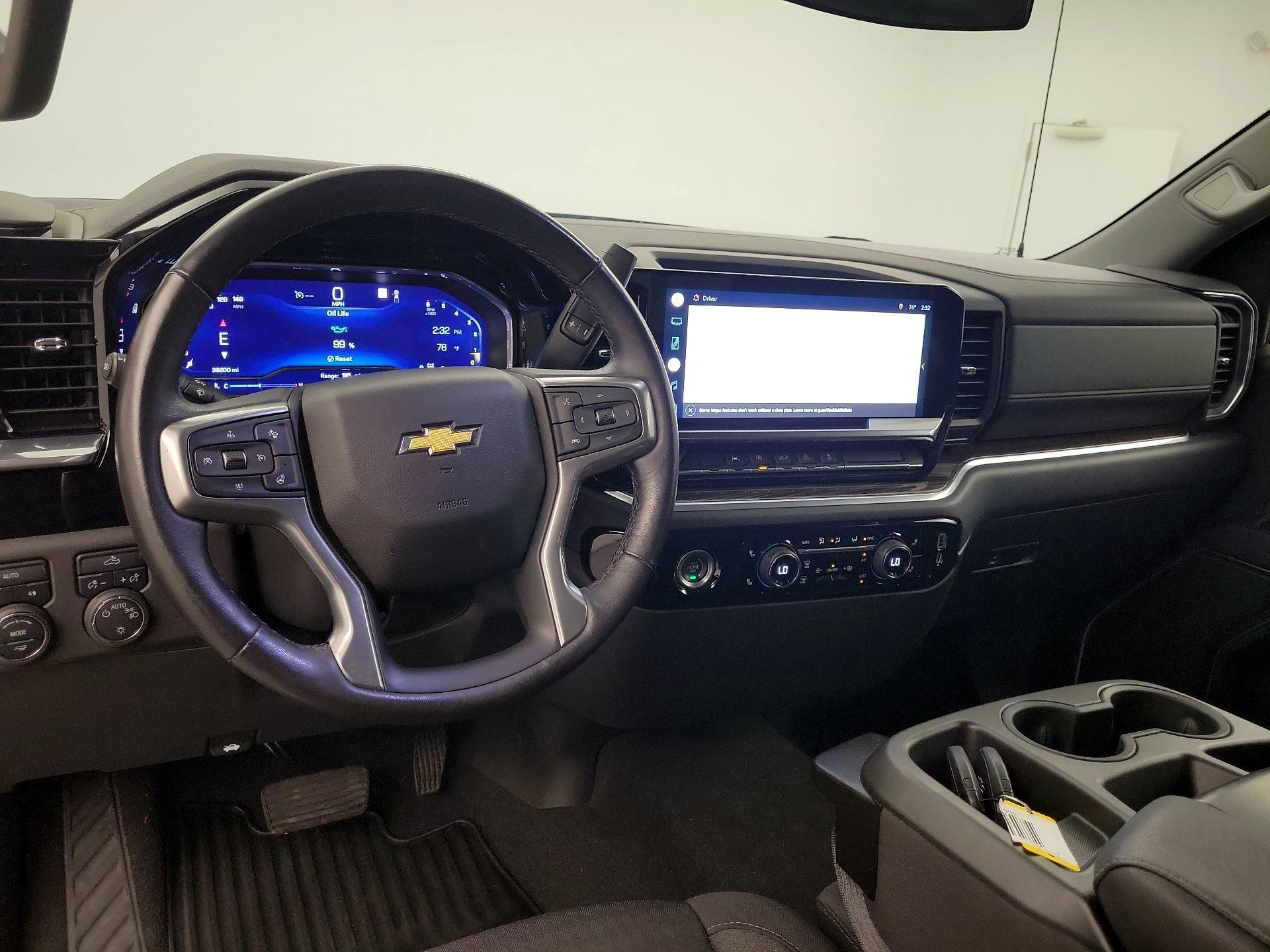 Thumbnail: 2022 Chevrolet Silverado 1500 - 8