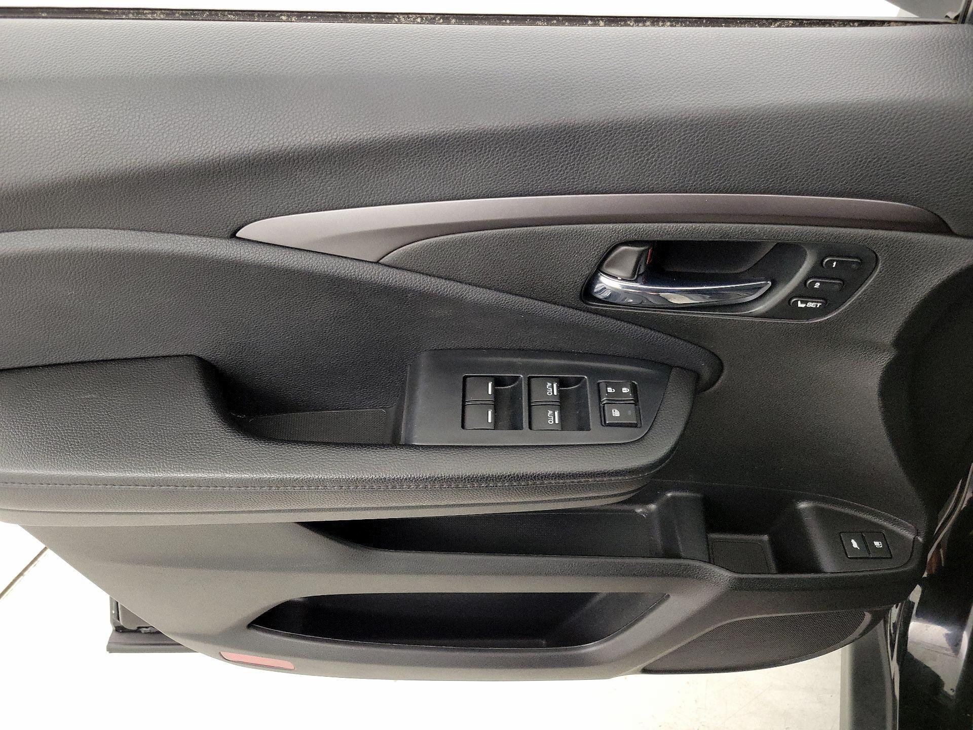Thumbnail: 2021 Honda Passport - 12