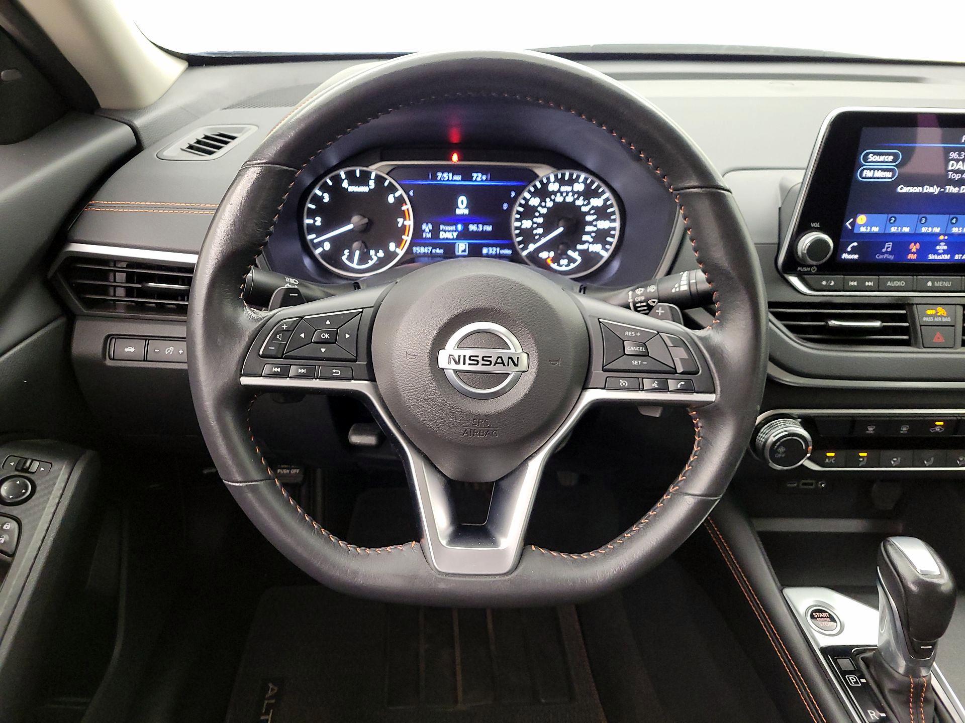 Thumbnail: 2022 Nissan Altima - 10
