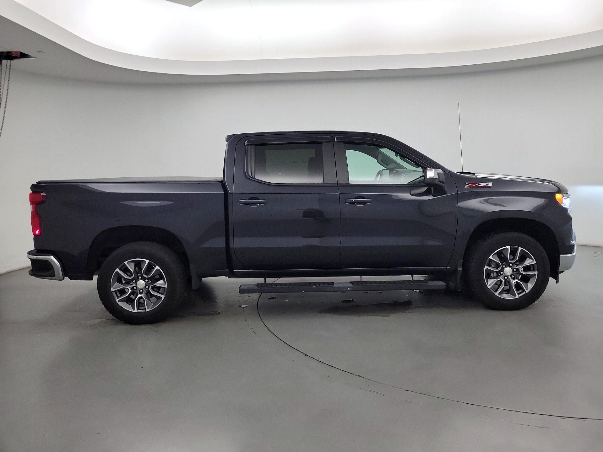 Thumbnail: 2023 Chevrolet Silverado 1500 - 4