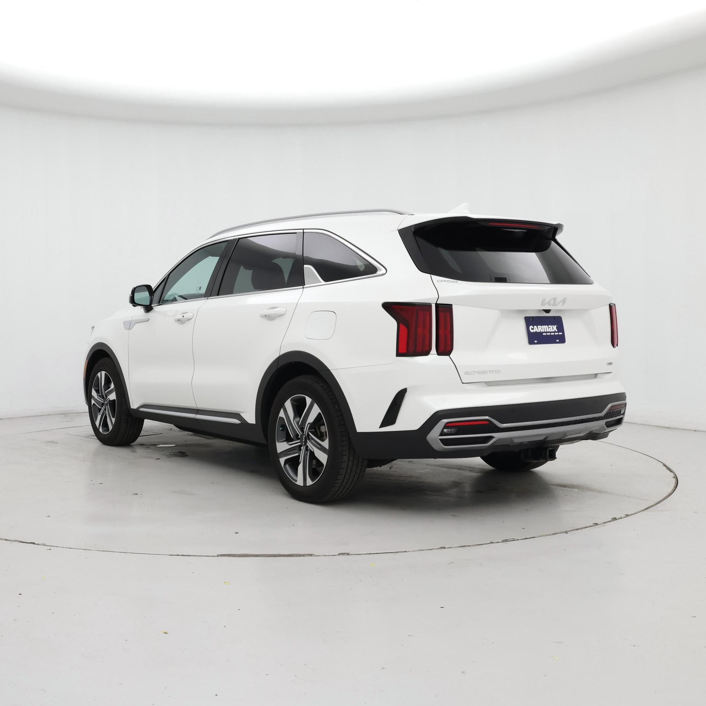 Thumbnail: 2023 Kia Sorento - 2