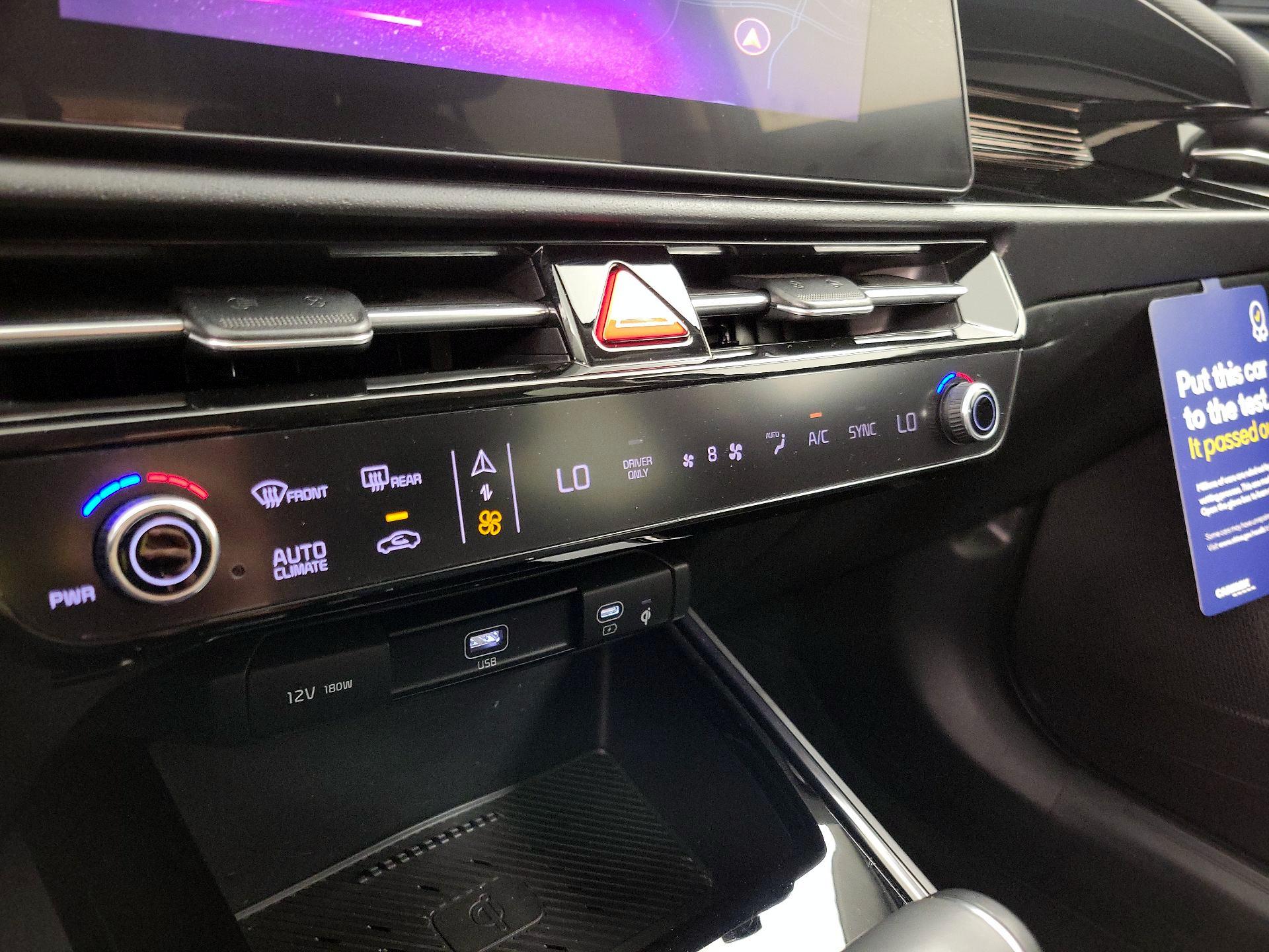 Thumbnail: 2023 Kia Niro - 17