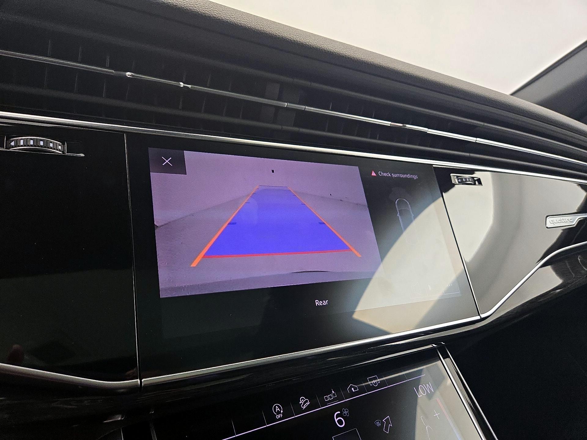 Thumbnail: 2019 Audi Q8 - 15