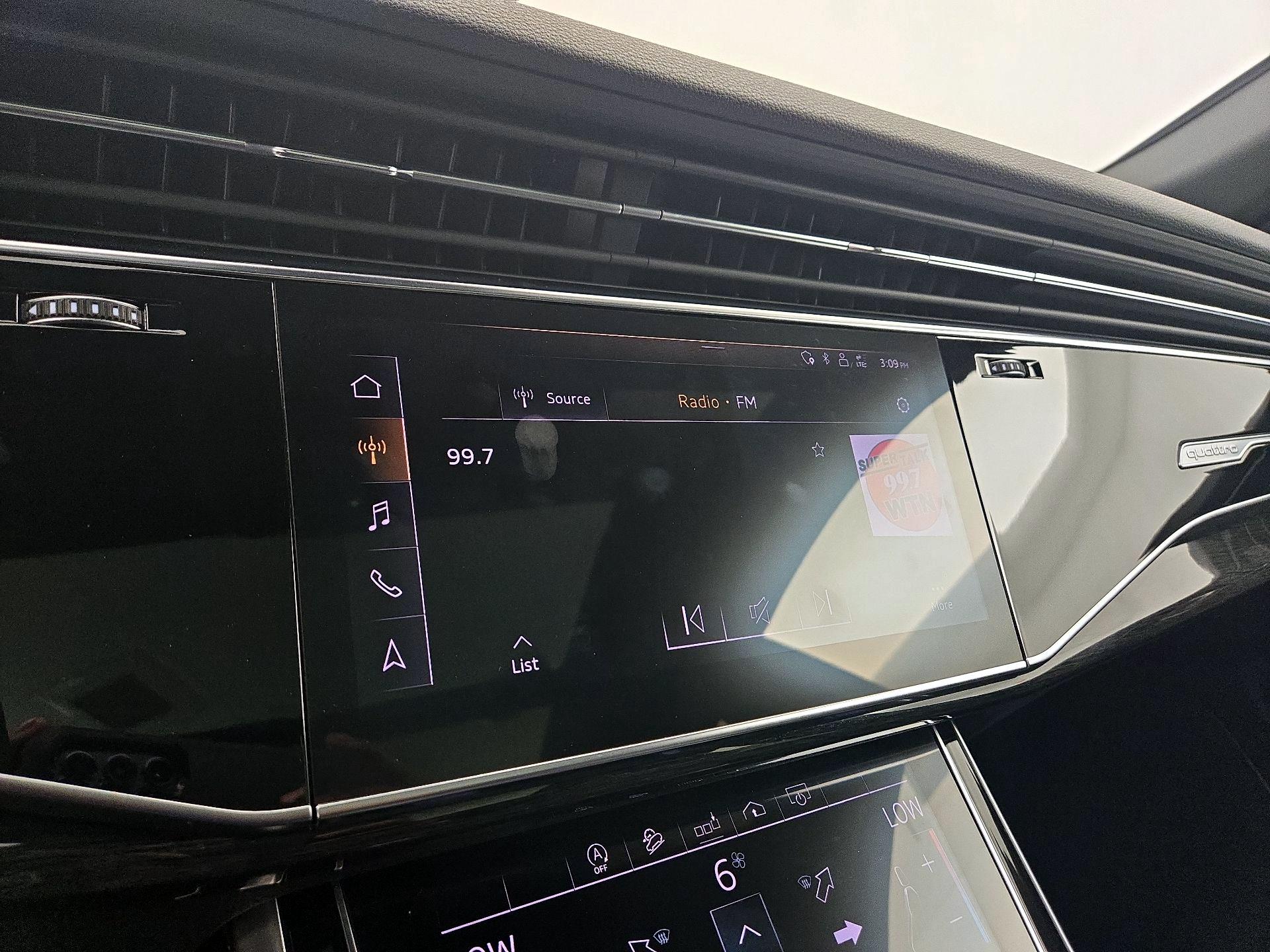 Thumbnail: 2019 Audi Q8 - 16