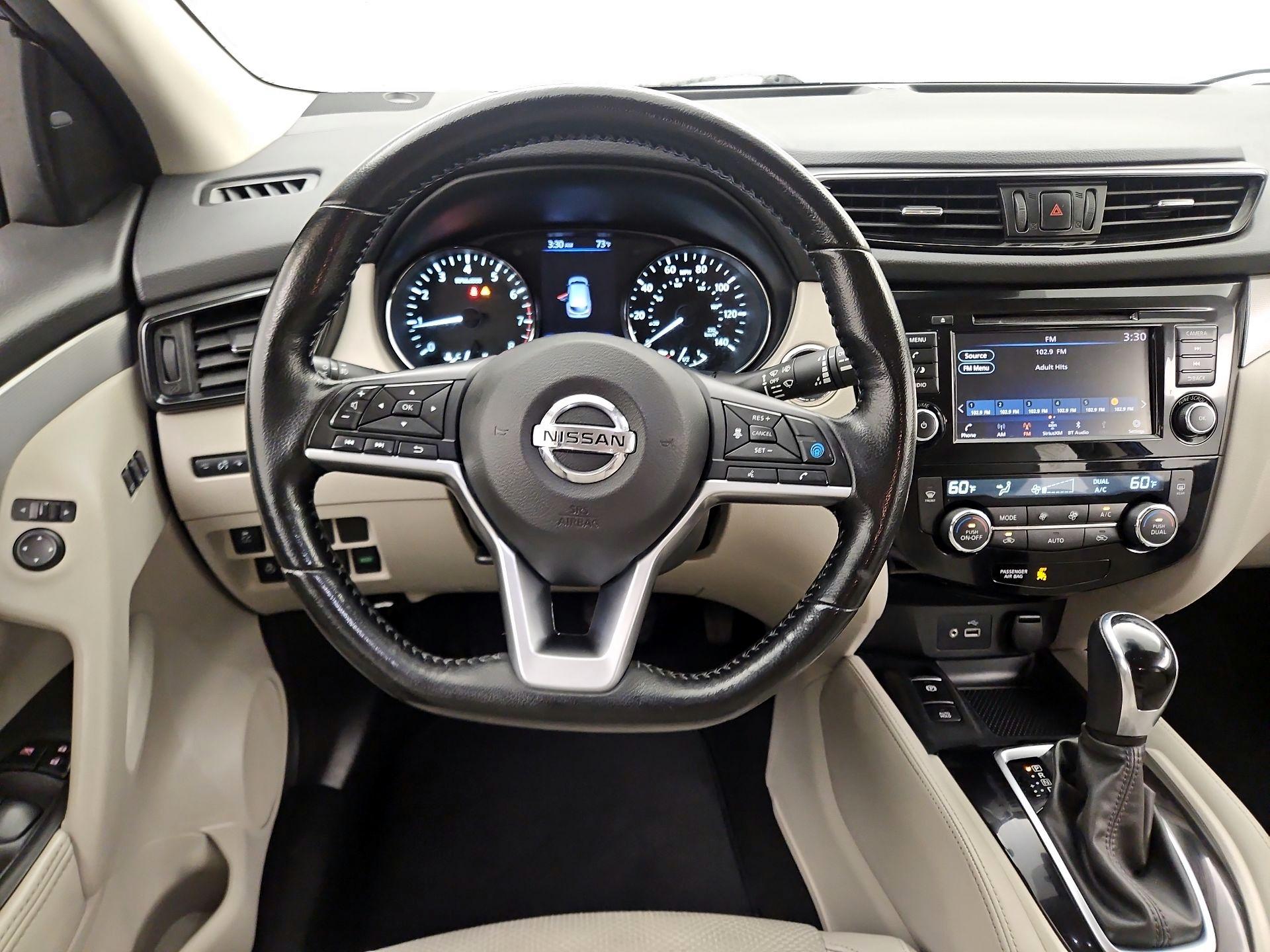 Thumbnail: 2020 Nissan Rogue Sport - 10