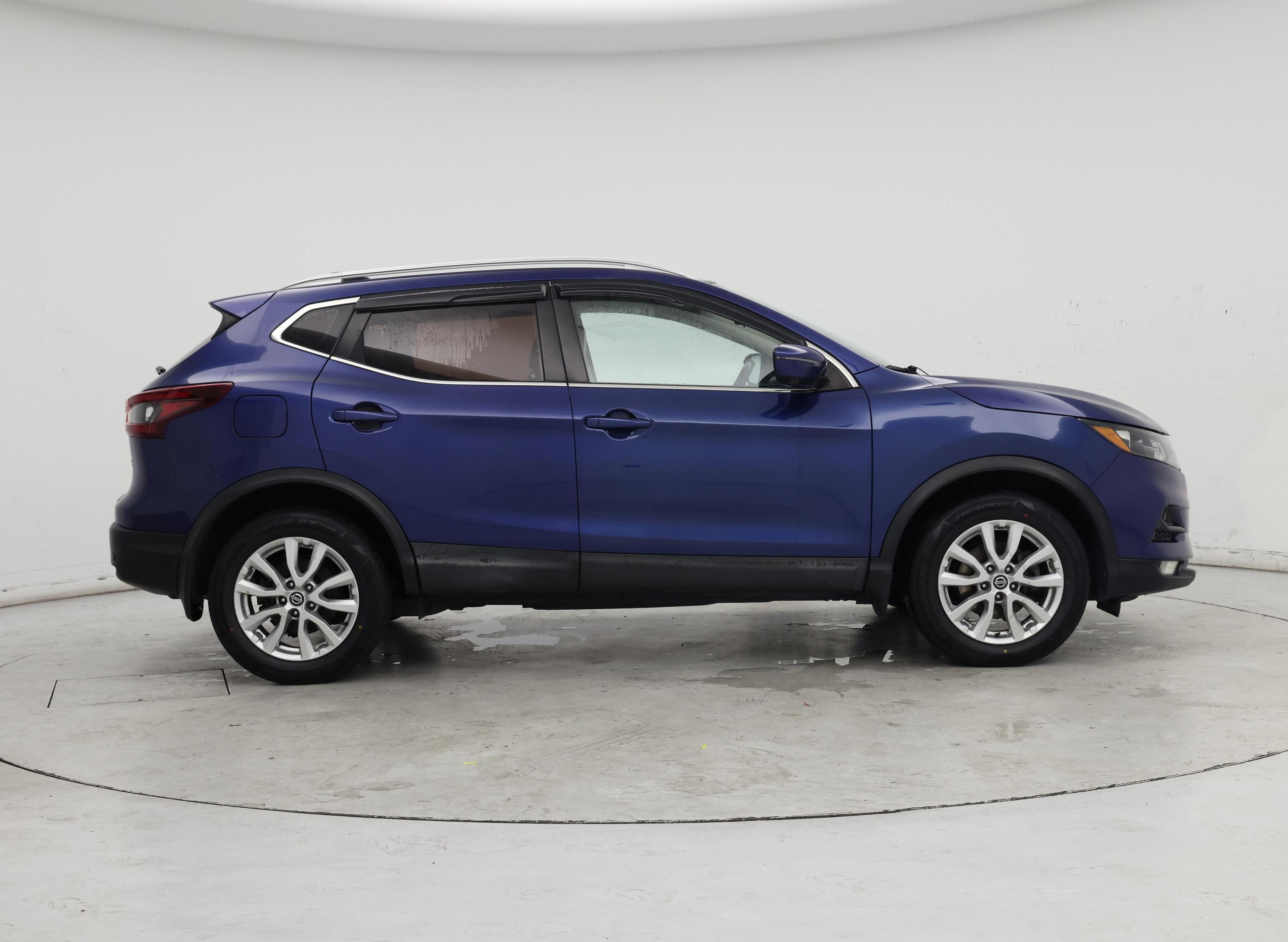 Thumbnail: 2020 Nissan Rogue Sport - 7