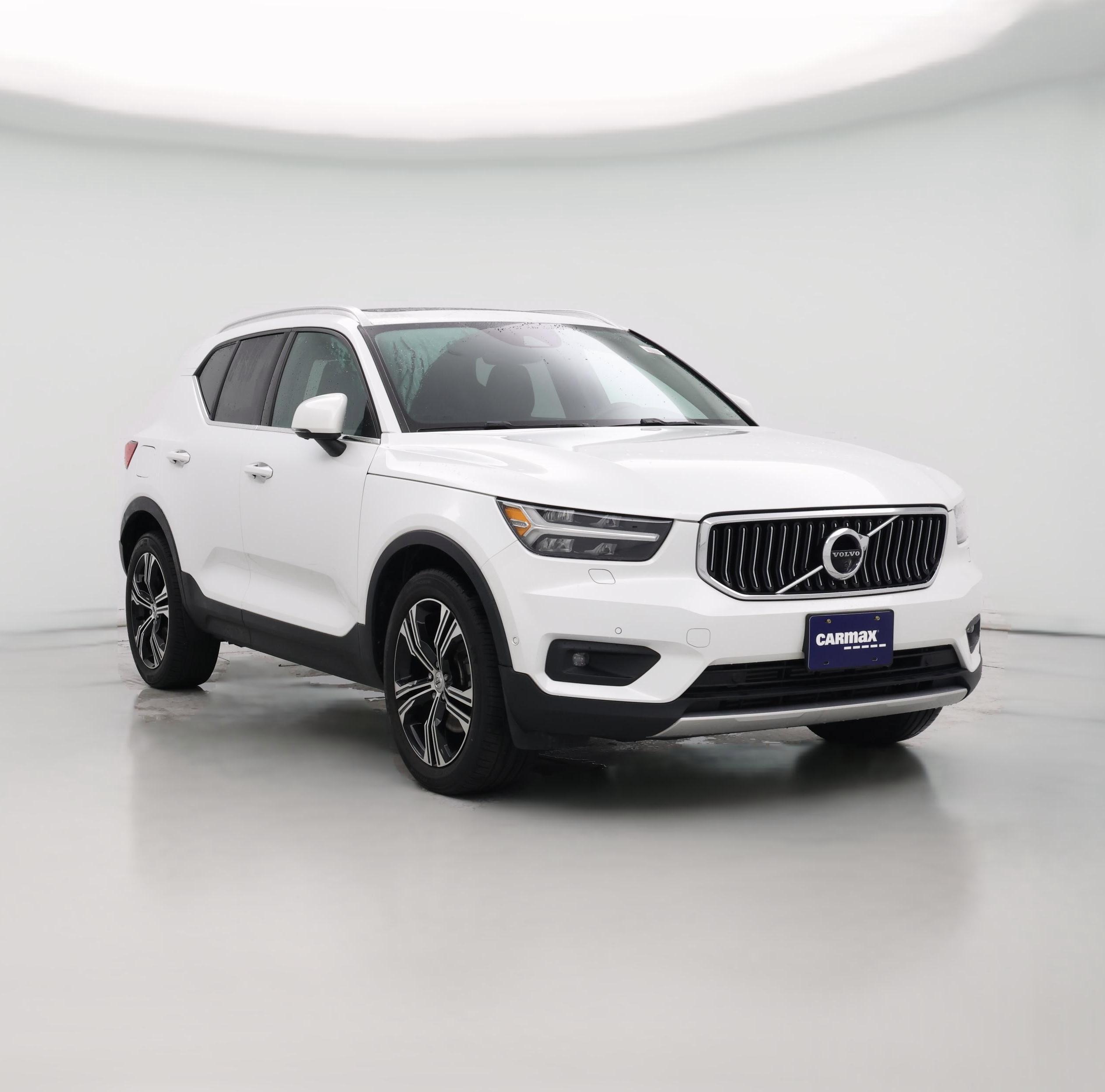 Thumbnail: 2020 Volvo XC40 - 1