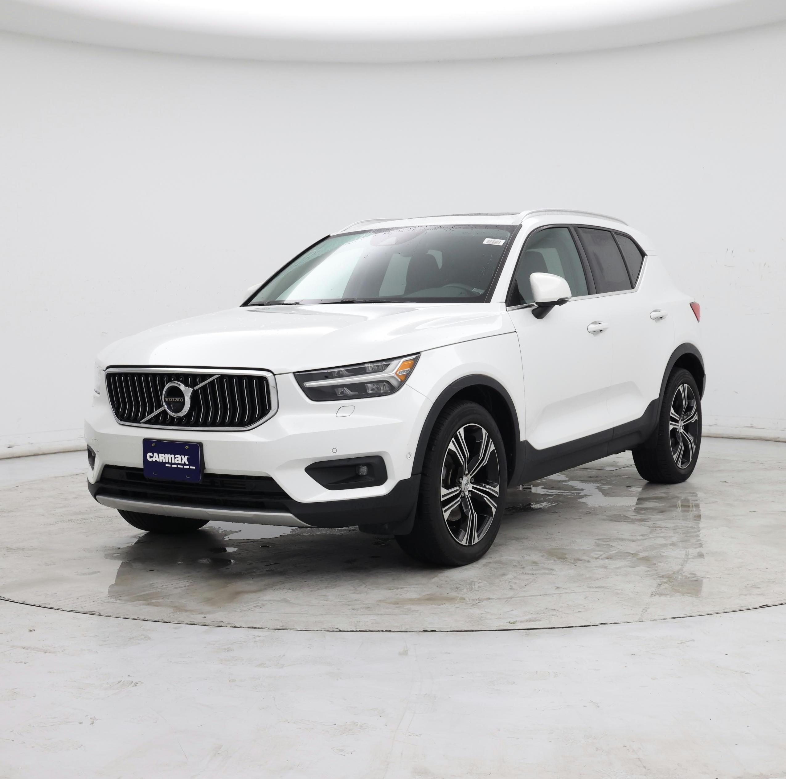 Thumbnail: 2020 Volvo XC40 - 4