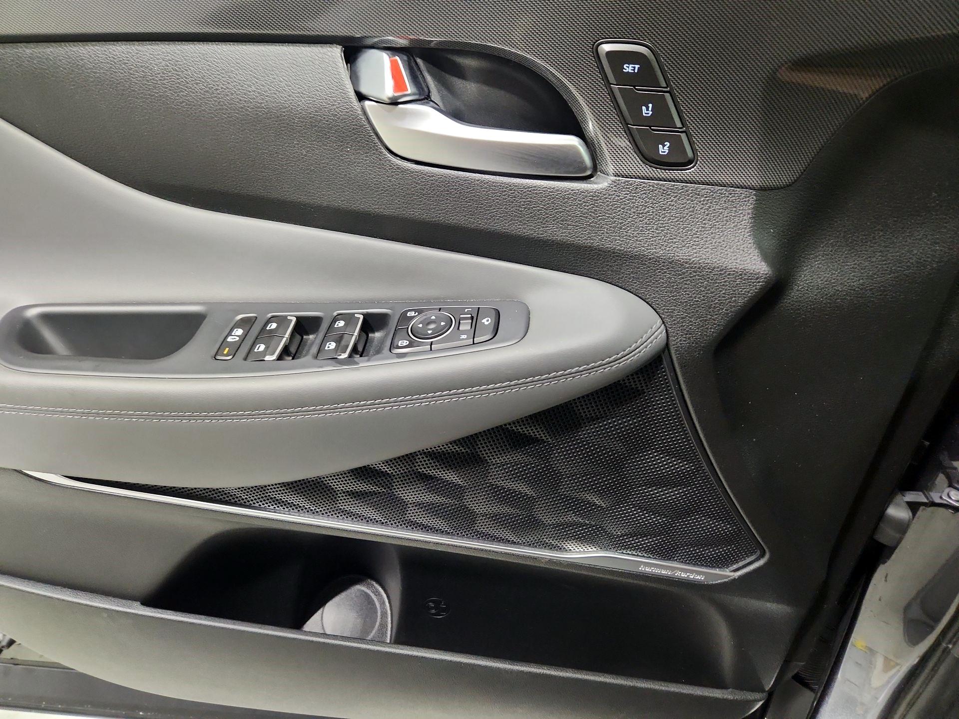 Thumbnail: 2022 Hyundai Santa Fe - 12