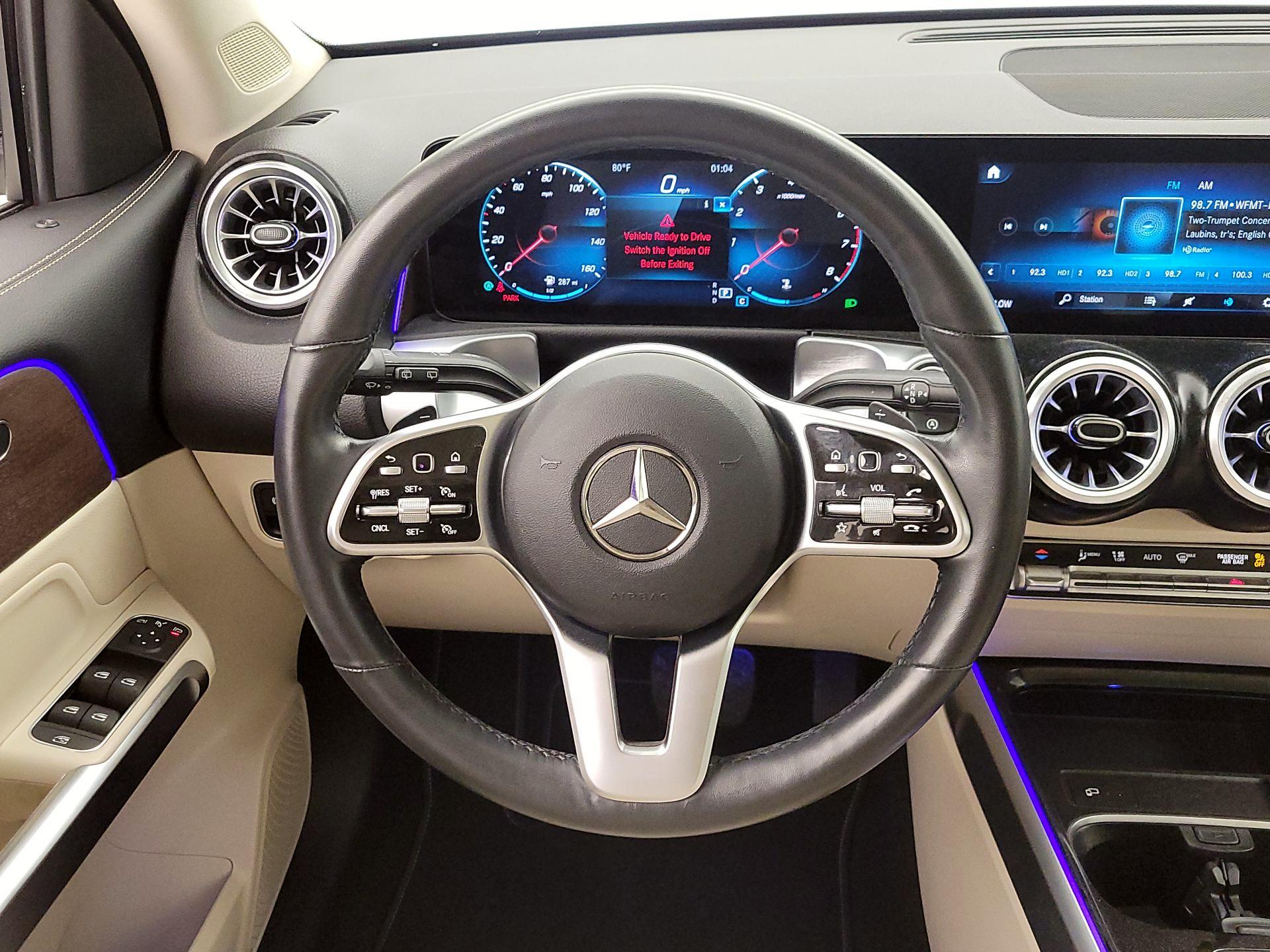 Thumbnail: 2022 Mercedes-Benz GLB - 10