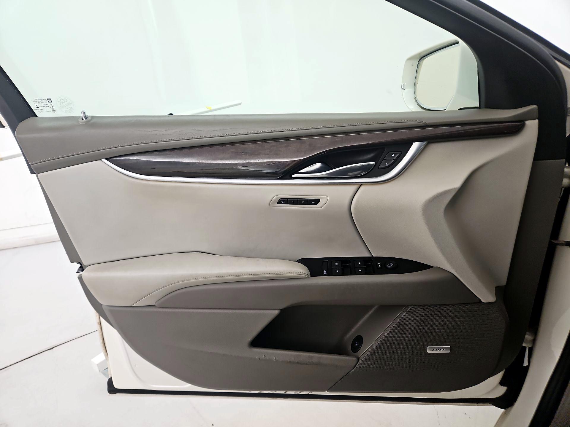 Thumbnail: 2014 Cadillac XTS - 12