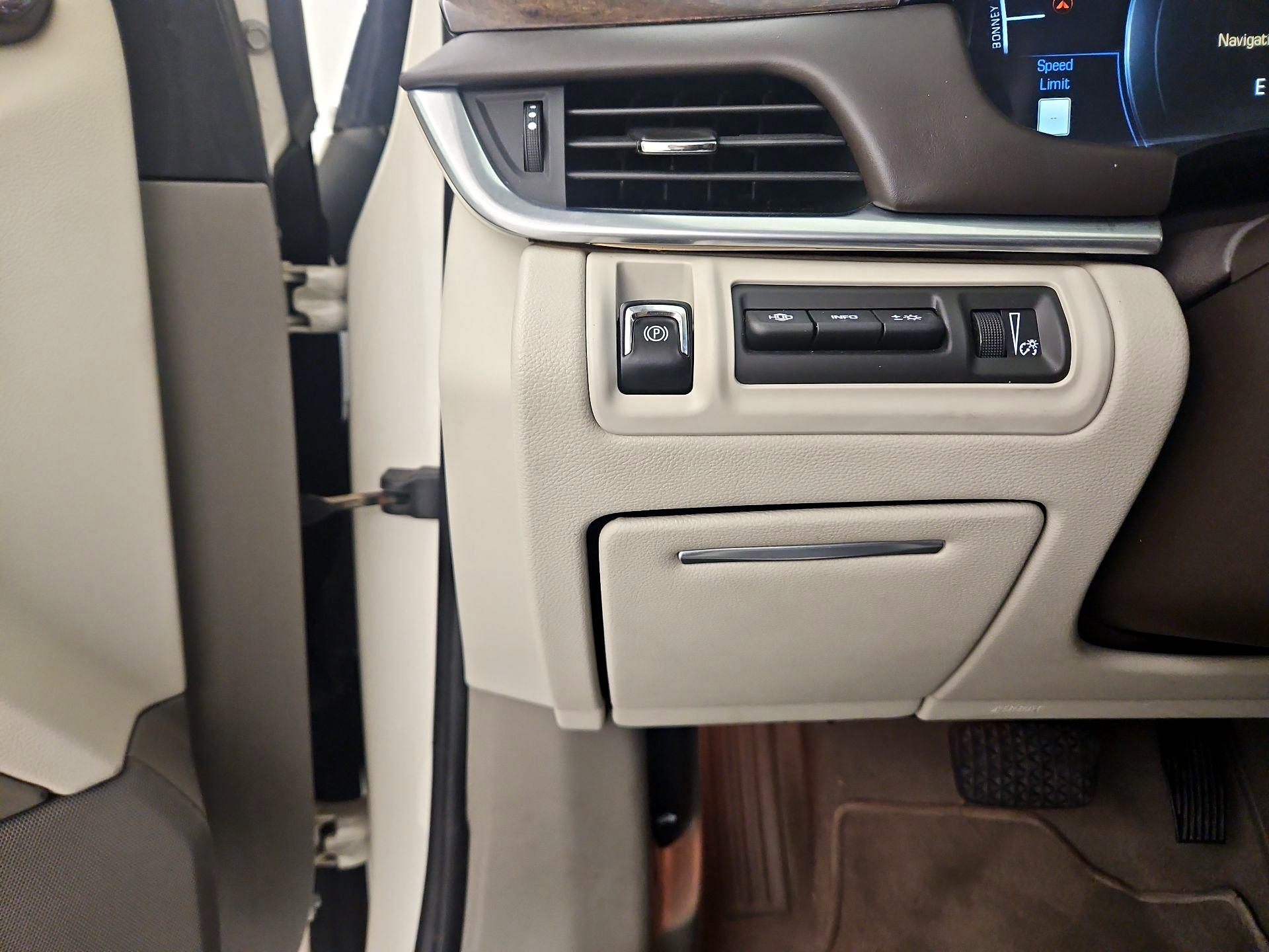 Thumbnail: 2014 Cadillac XTS - 13