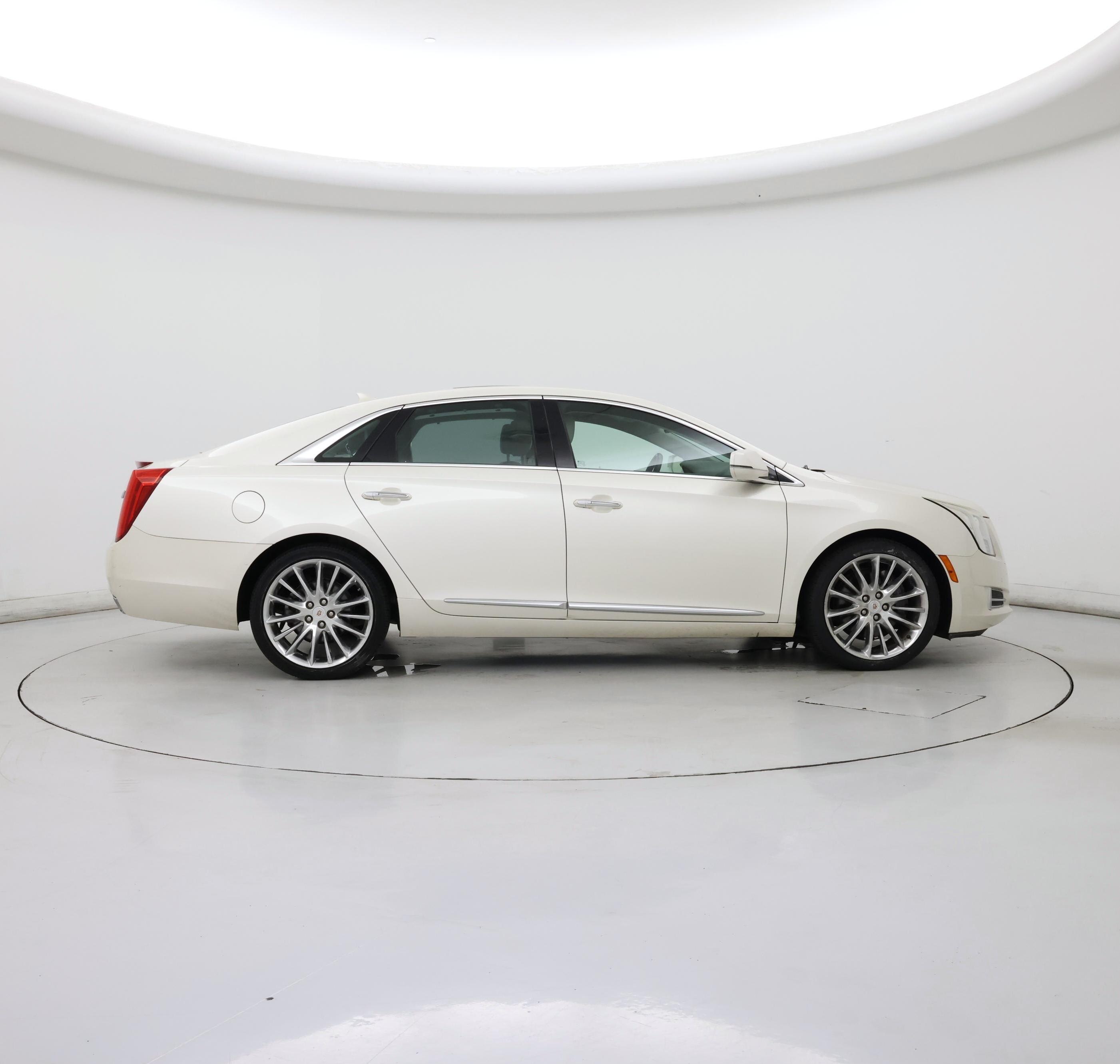 Thumbnail: 2014 Cadillac XTS - 7