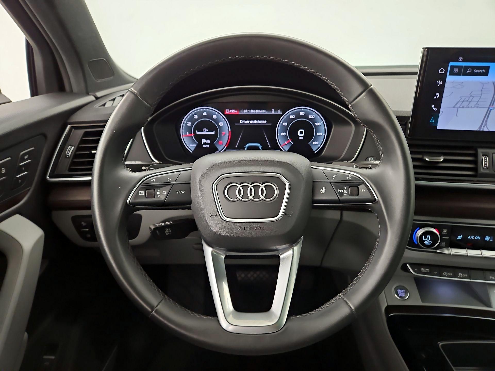 Thumbnail: 2022 Audi Q5 - 10