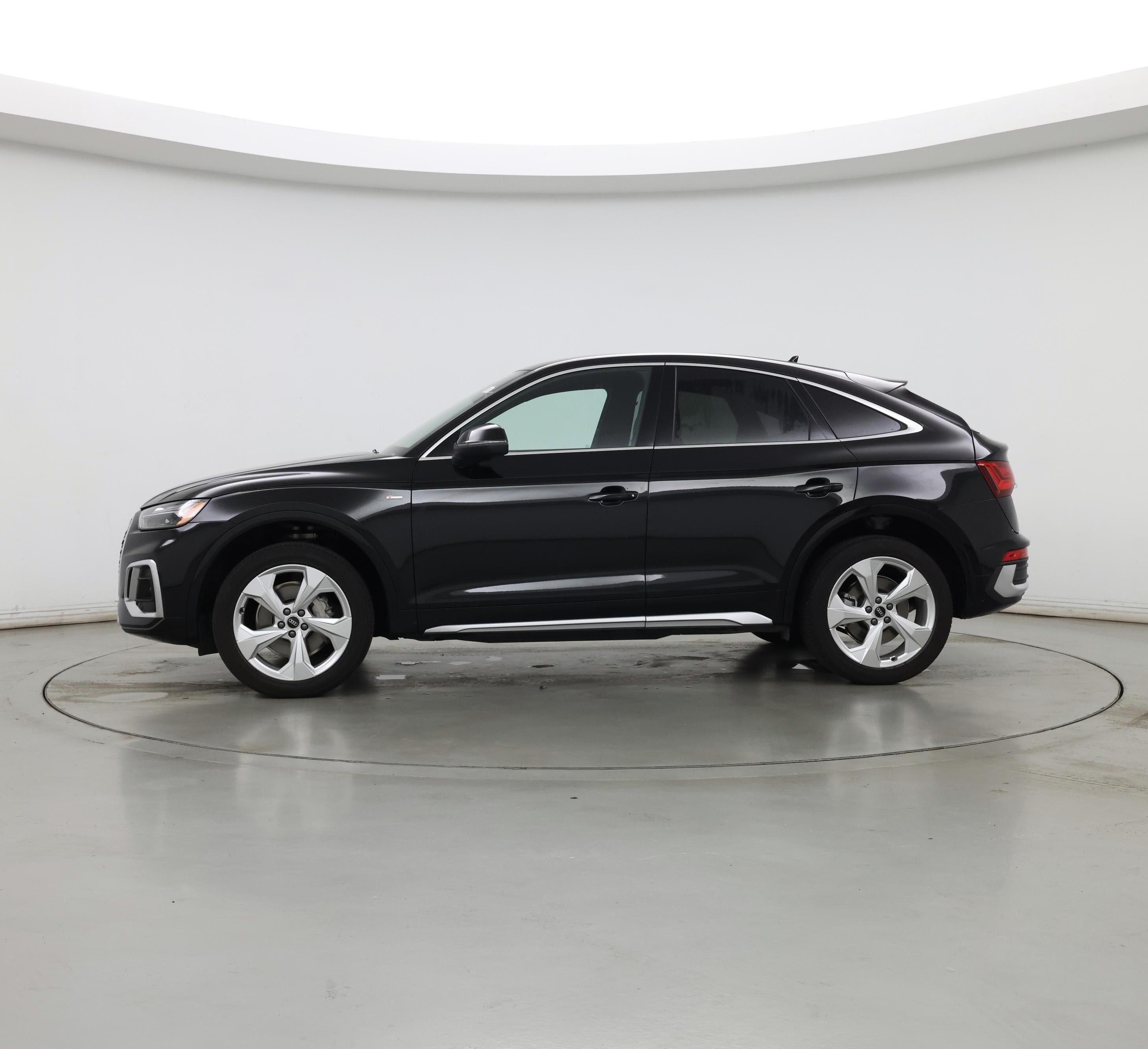 Thumbnail: 2022 Audi Q5 - 3