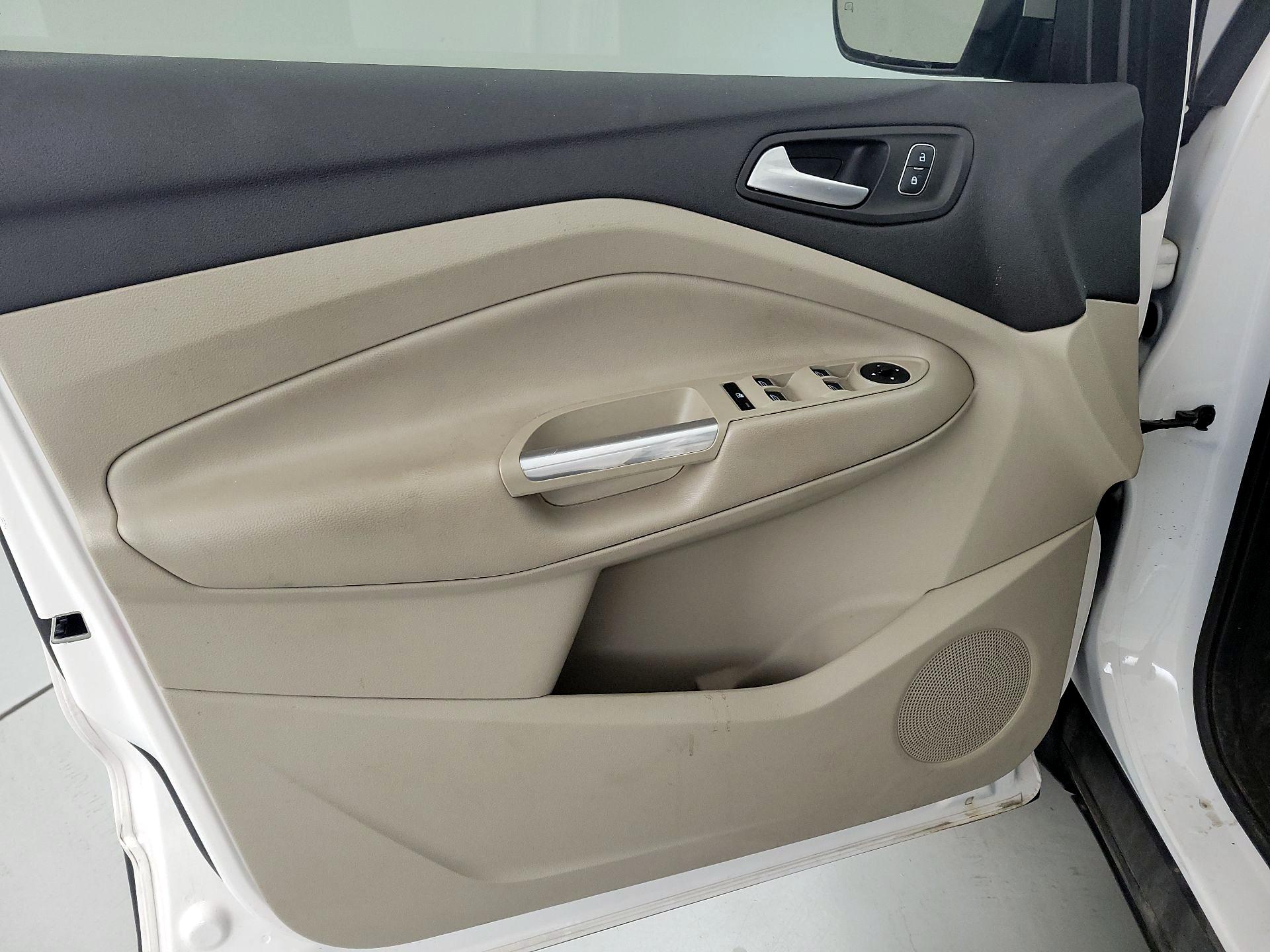 Thumbnail: 2019 Ford Escape - 12