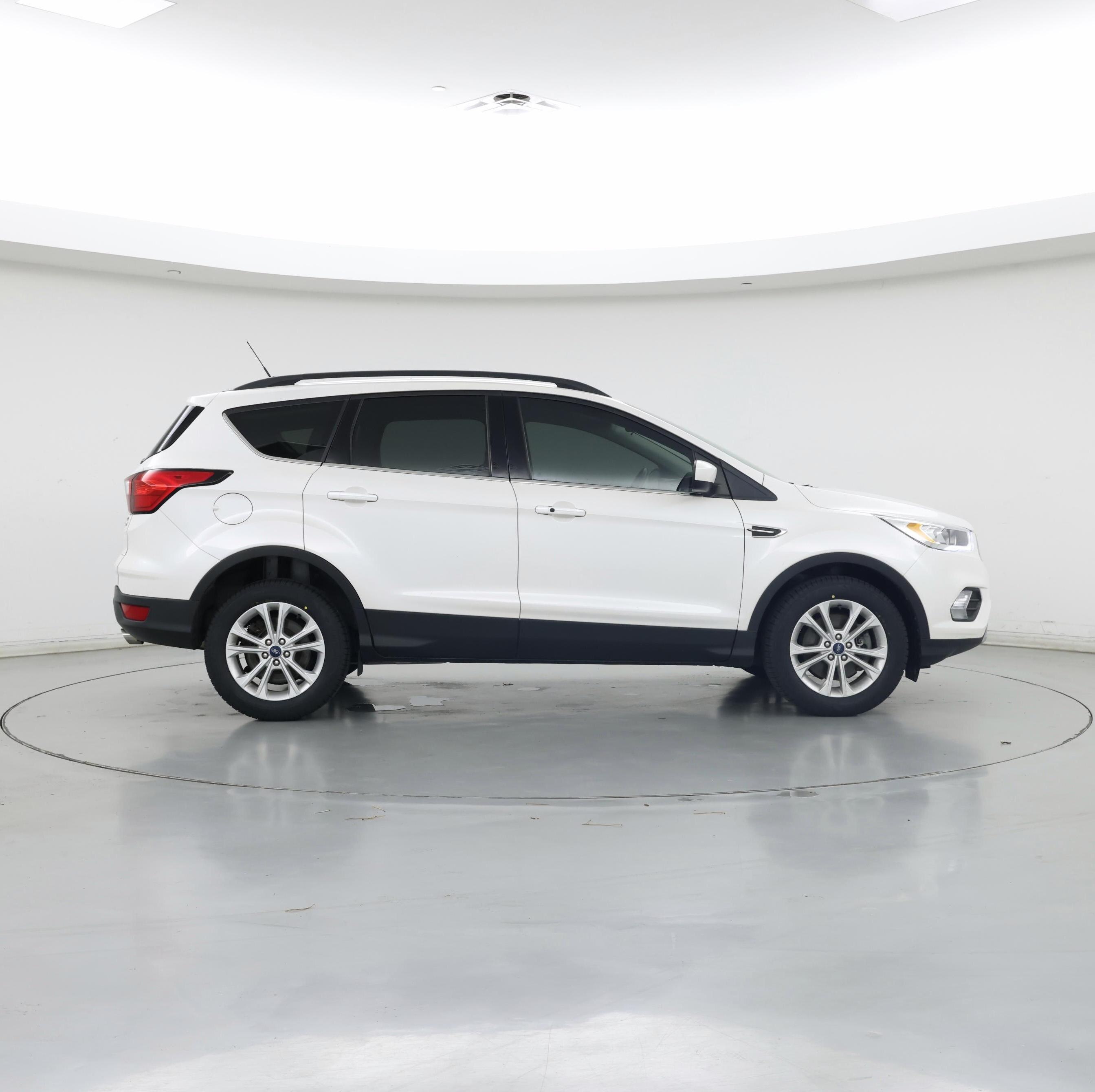Thumbnail: 2019 Ford Escape - 7