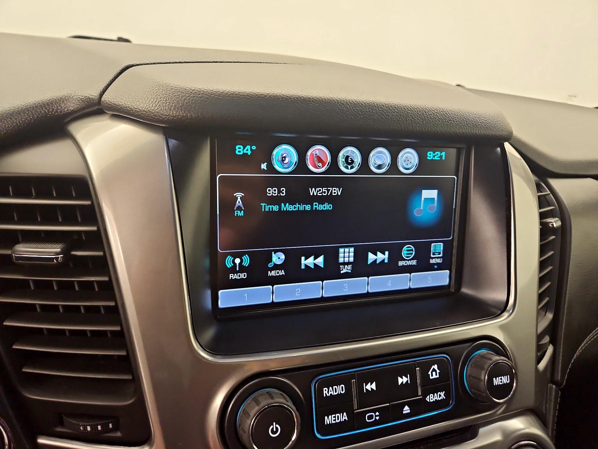 Thumbnail: 2016 Chevrolet Tahoe - 16
