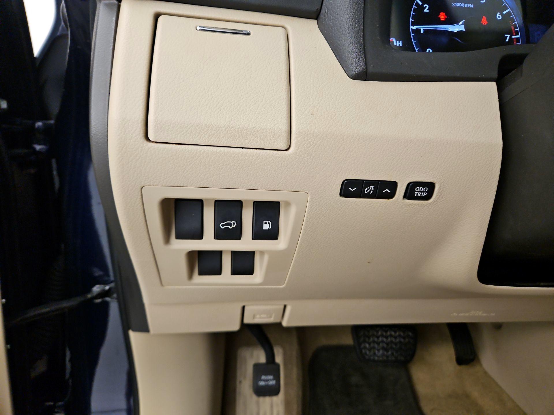 Thumbnail: 2013 Lexus RX - 13