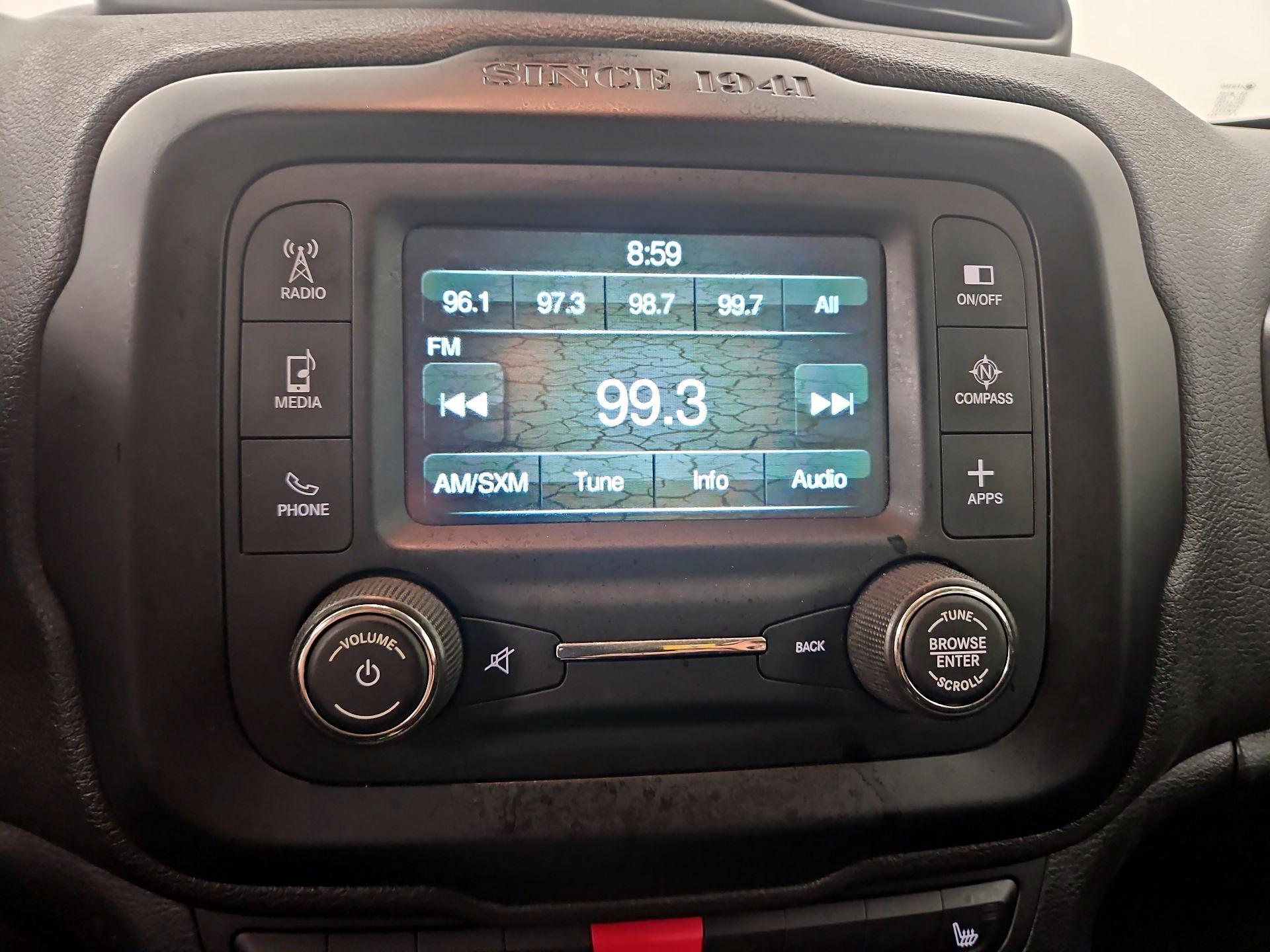 Thumbnail: 2017 Jeep Renegade - 15