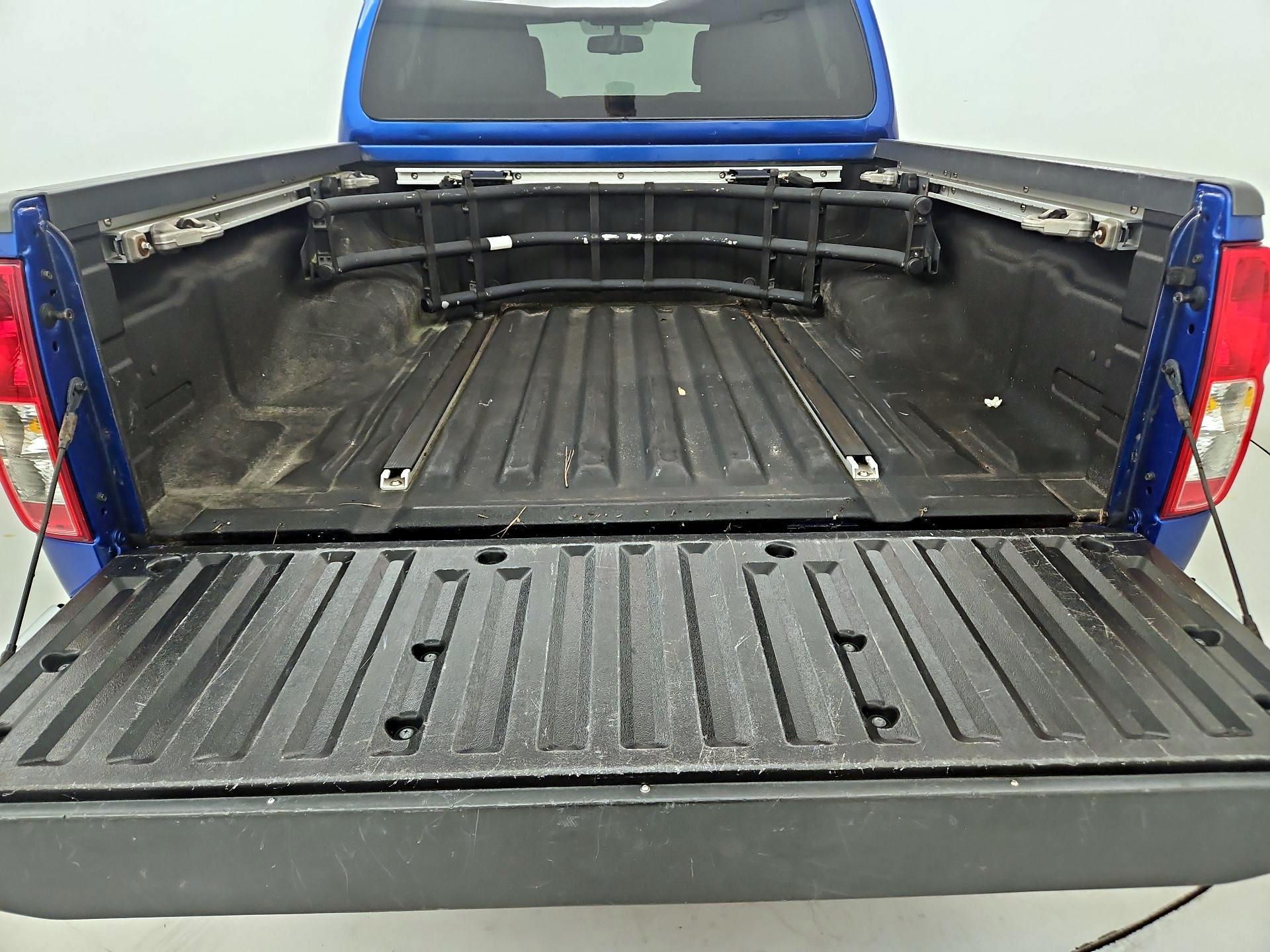 Thumbnail: 2015 Nissan Frontier - 20