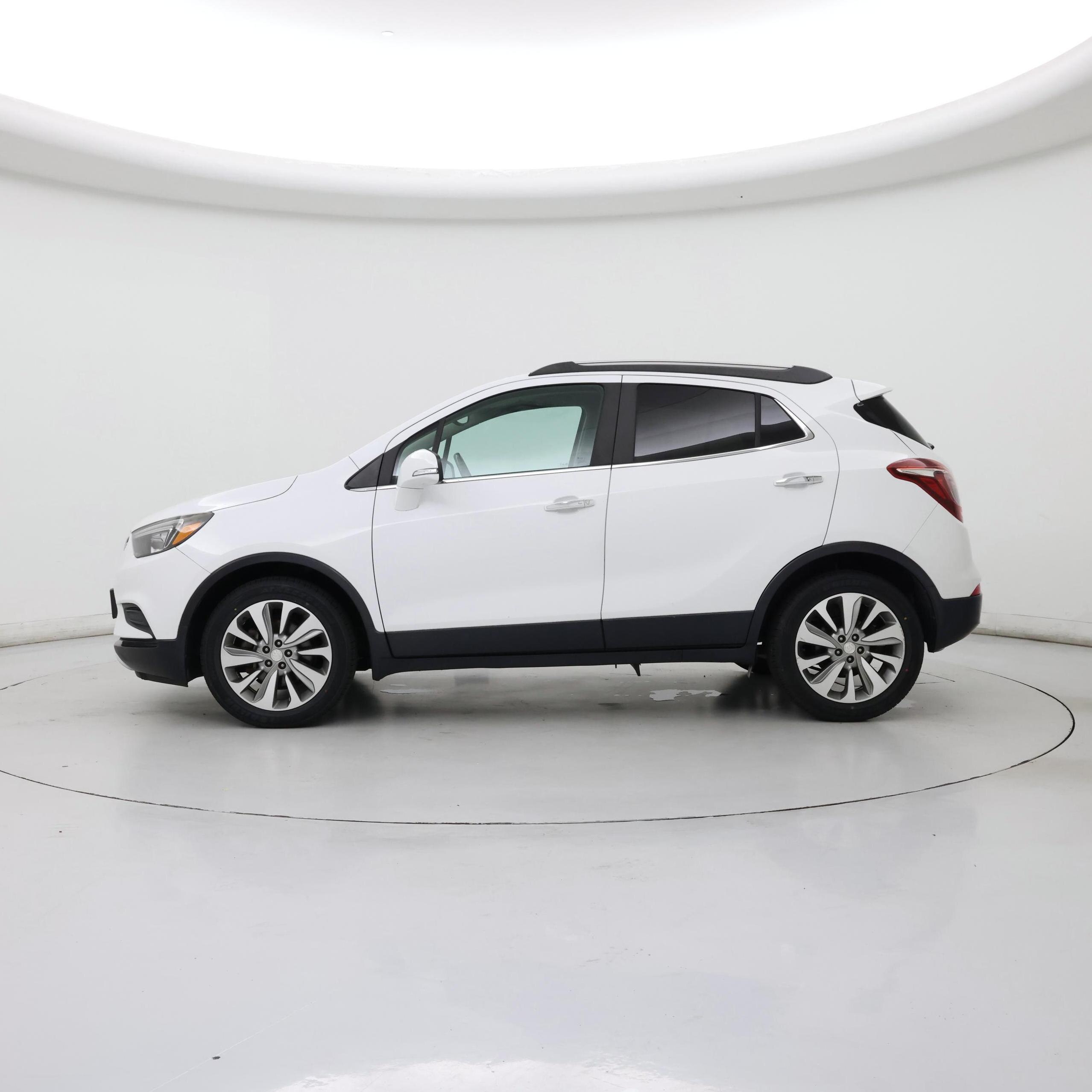 Thumbnail: 2017 Buick Encore - 3