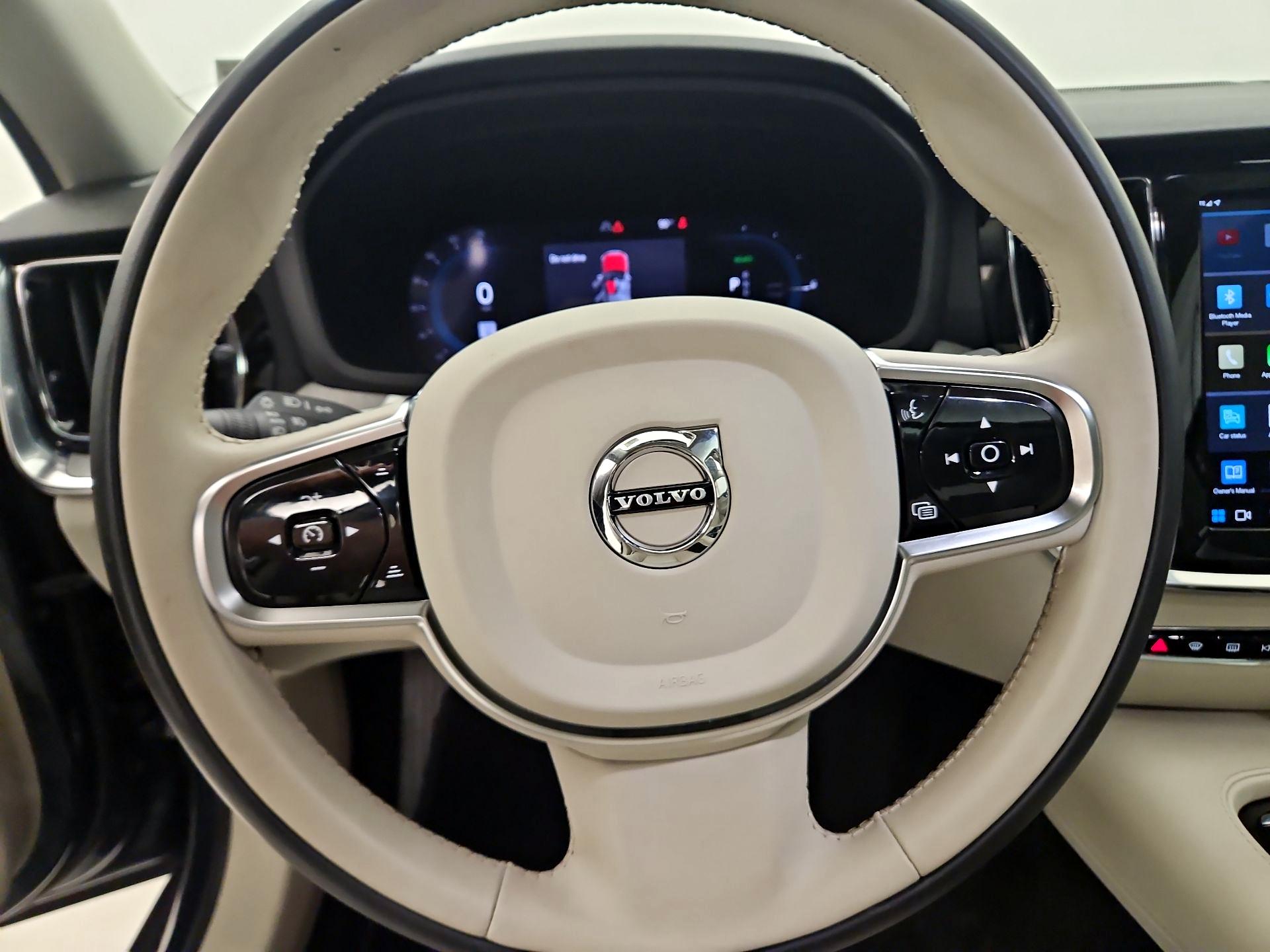 Thumbnail: 2024 Volvo S60 - 10