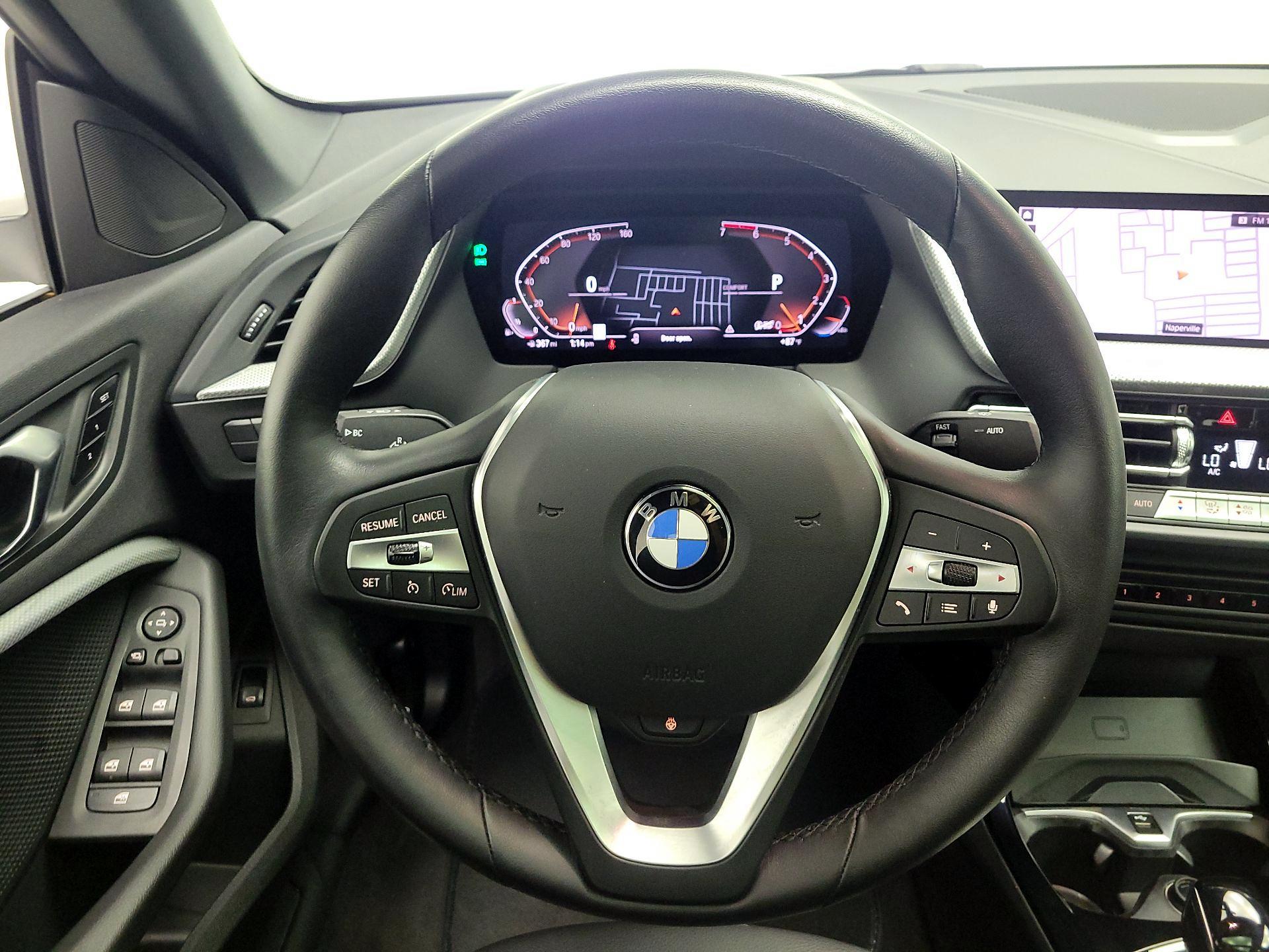 Thumbnail: 2024 BMW 2 Series - 10