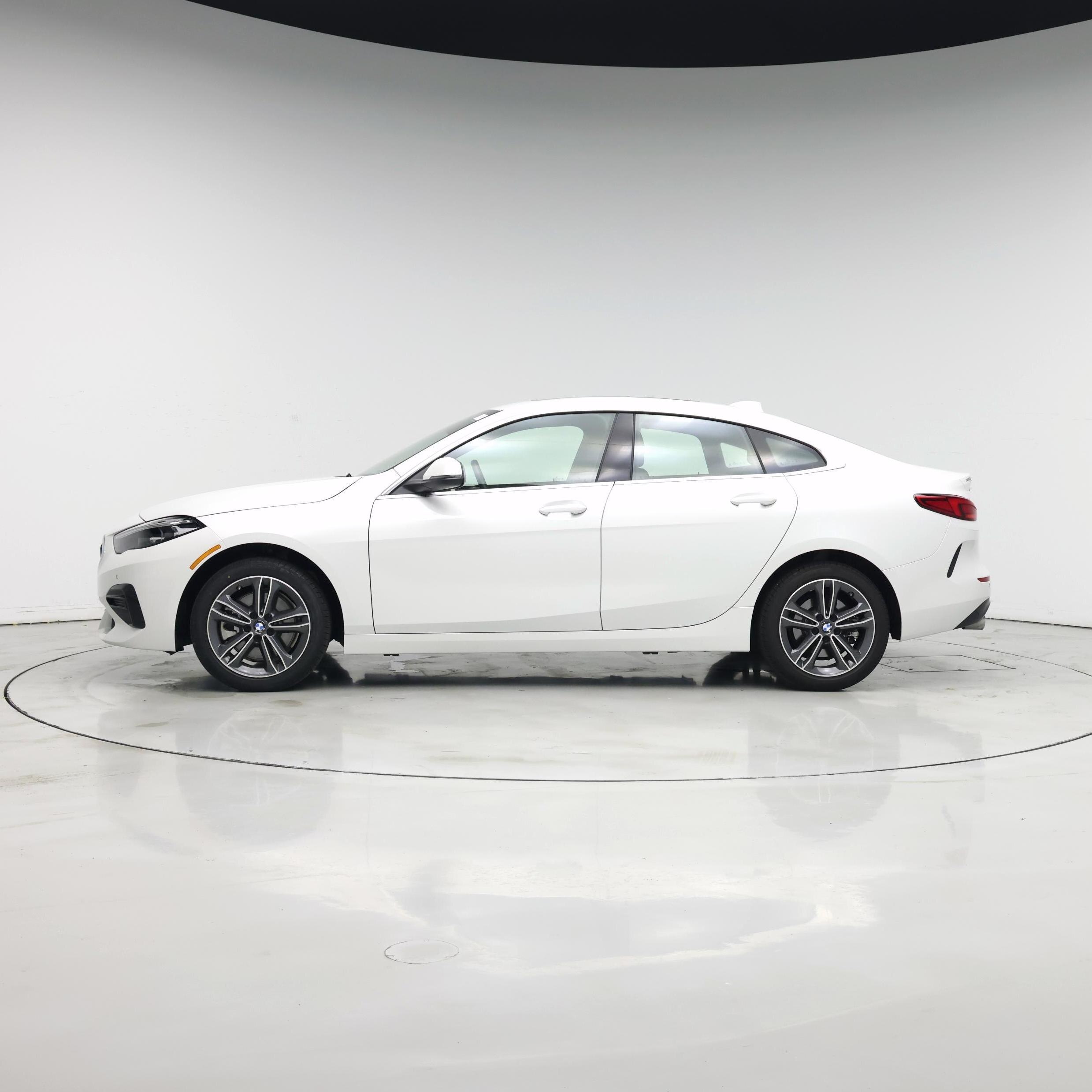 Thumbnail: 2024 BMW 2 Series - 3
