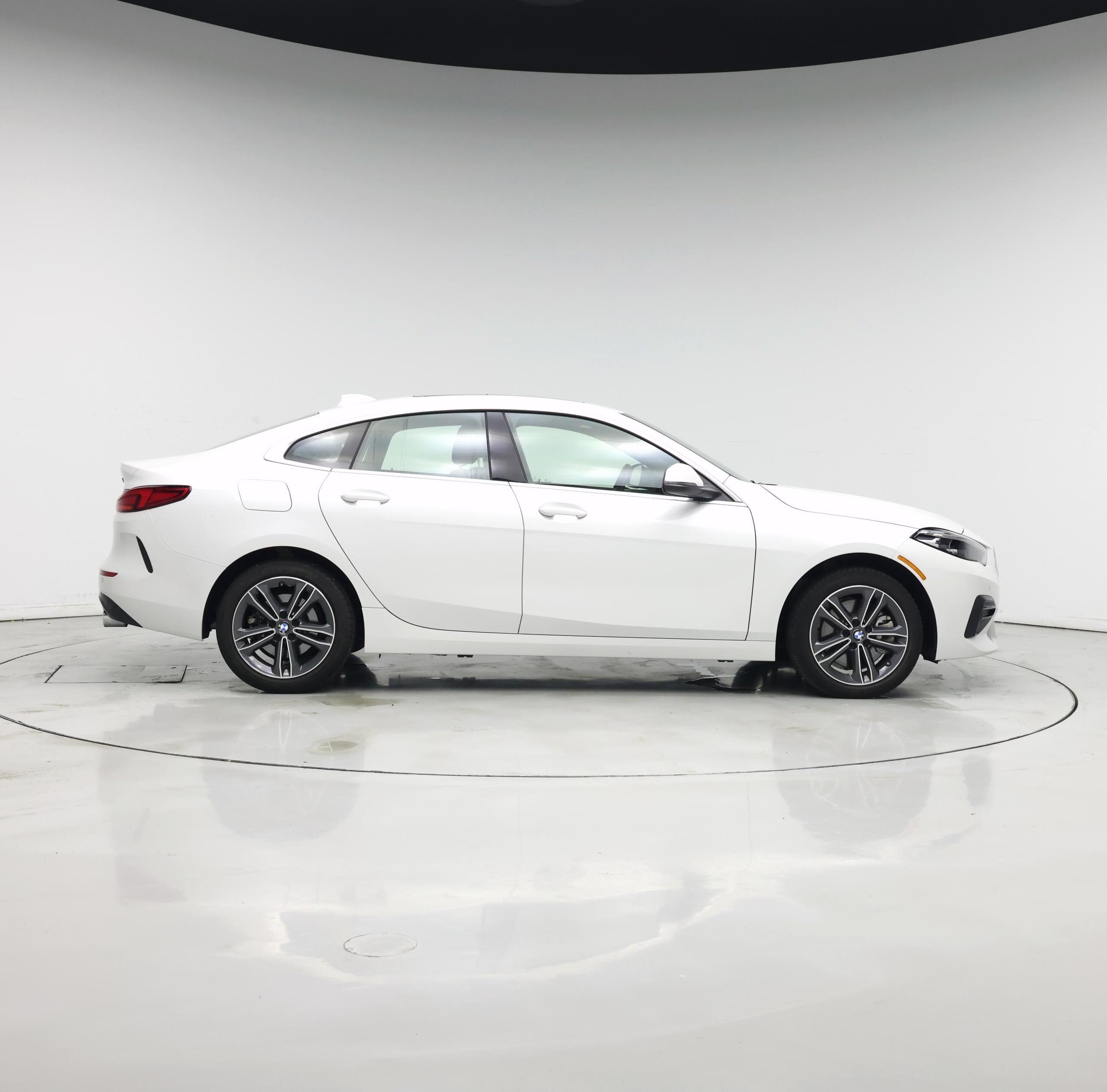 Thumbnail: 2024 BMW 2 Series - 7