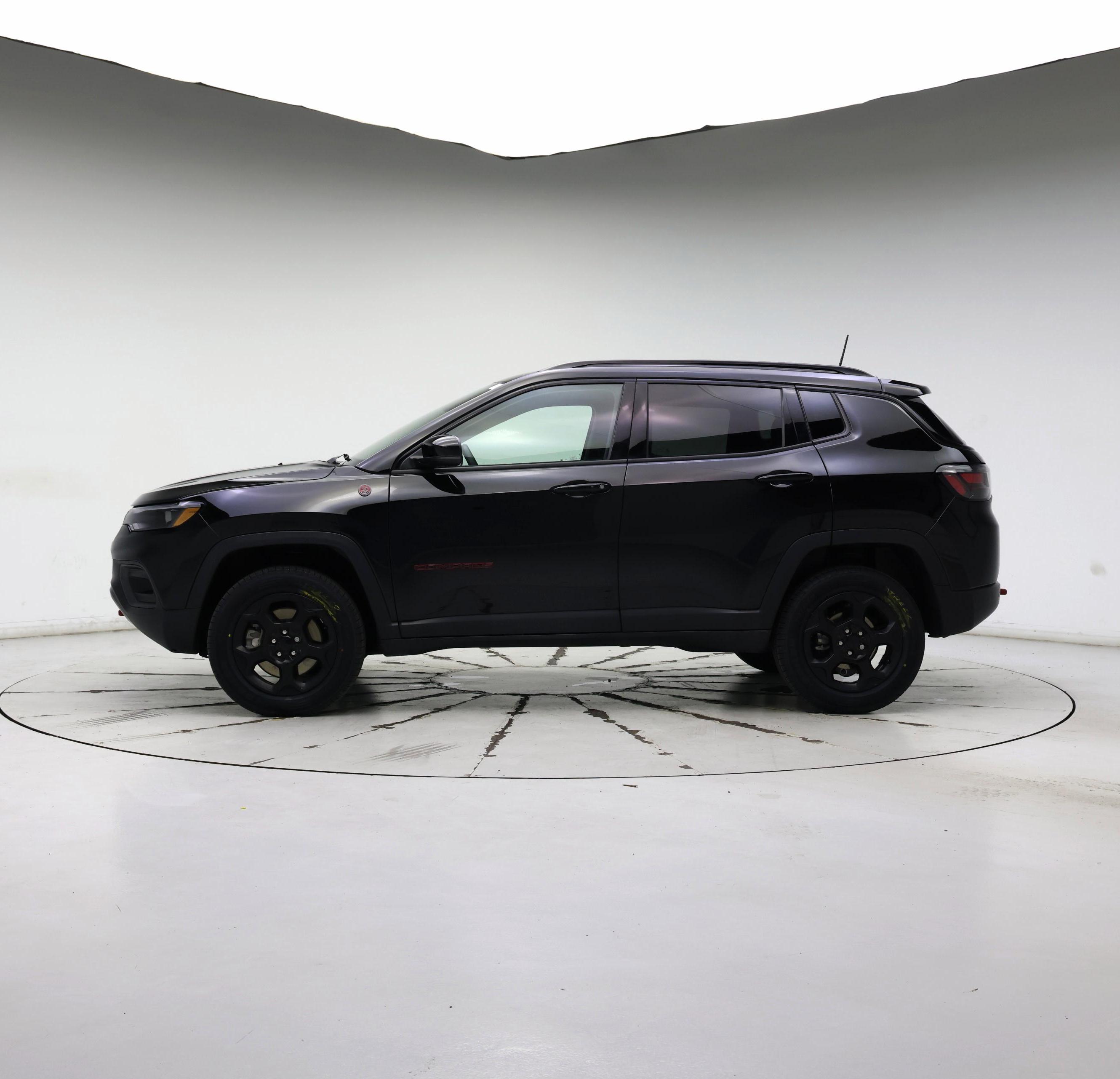 Thumbnail: 2023 Jeep Compass - 3