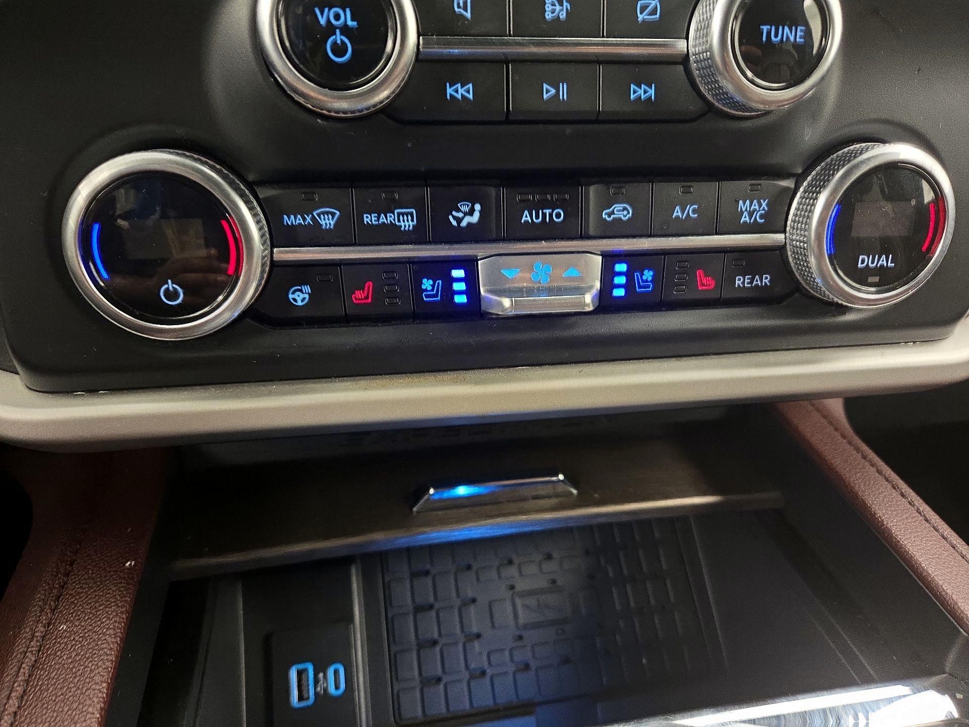Thumbnail: 2023 Ford Expedition MAX - 17