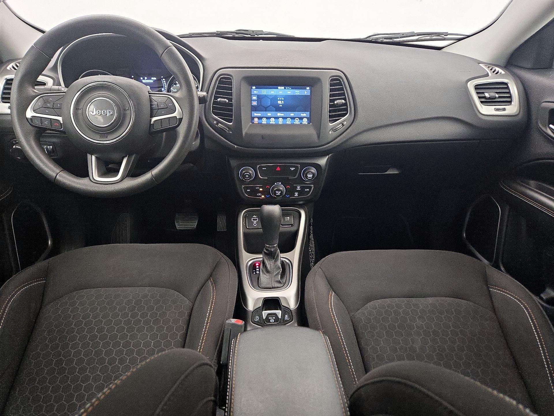 Thumbnail: 2021 Jeep Compass - 9