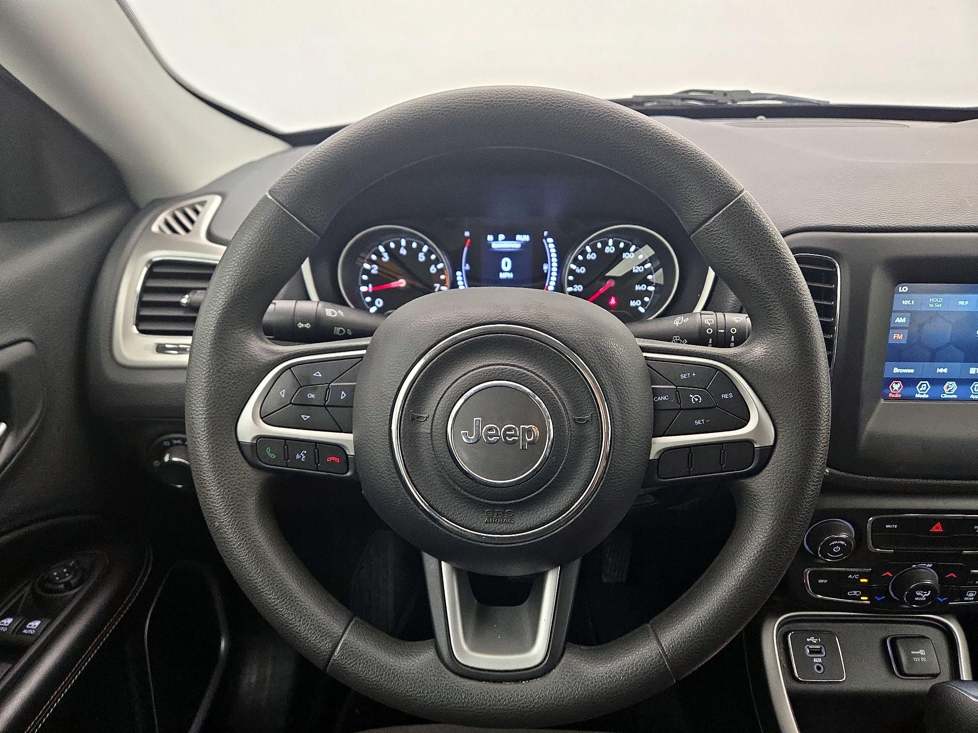 Thumbnail: 2021 Jeep Compass - 10
