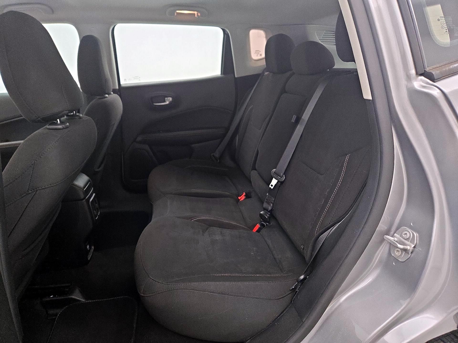 Thumbnail: 2021 Jeep Compass - 19