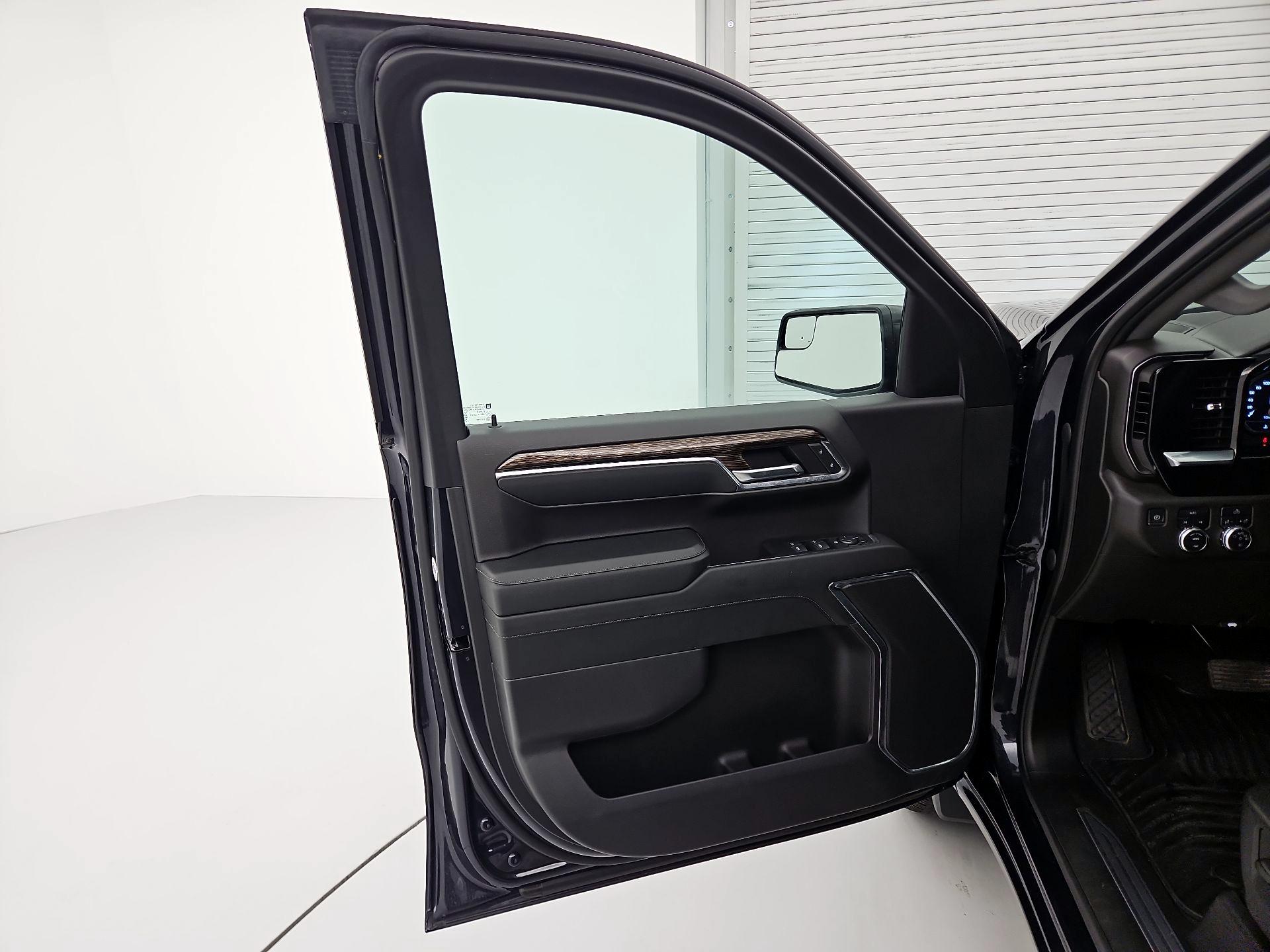 Thumbnail: 2023 GMC Sierra 1500 - 12
