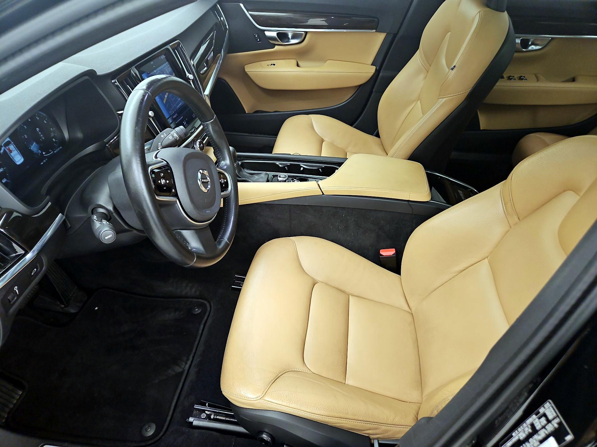 Thumbnail: 2018 Volvo S90 - 11