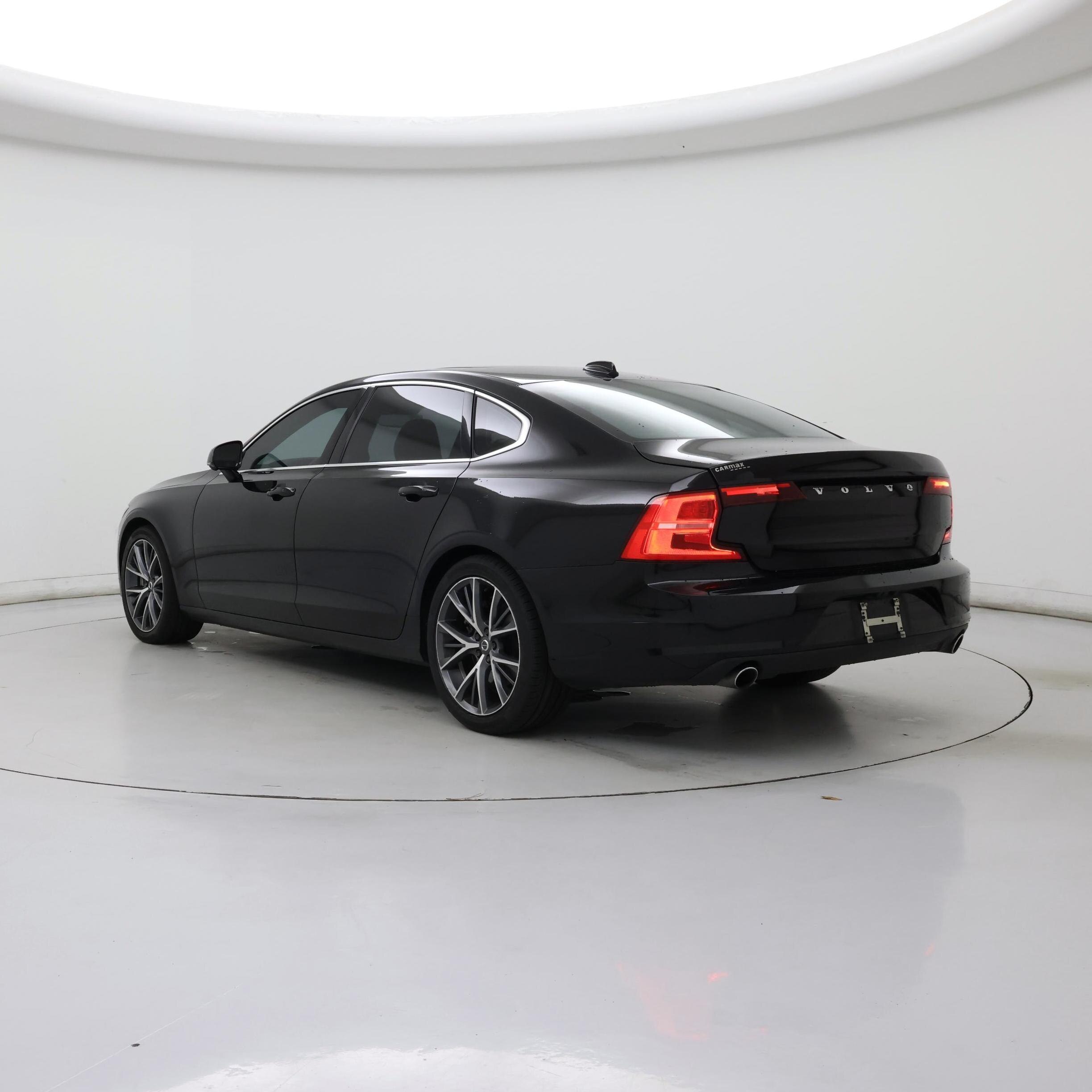 Thumbnail: 2018 Volvo S90 - 2