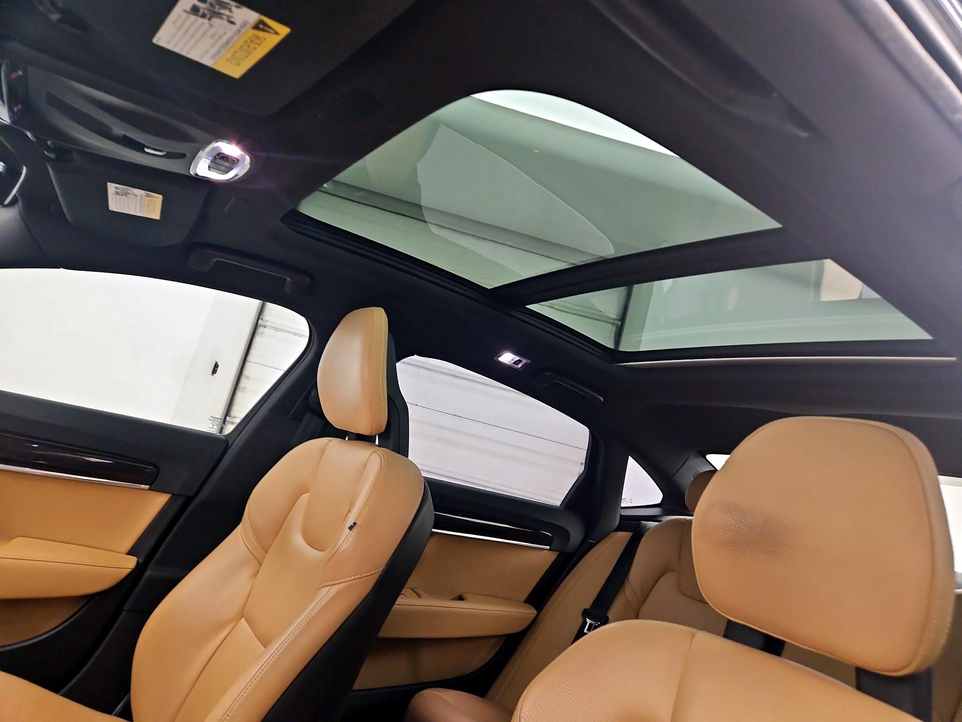 Thumbnail: 2018 Volvo S90 - 20