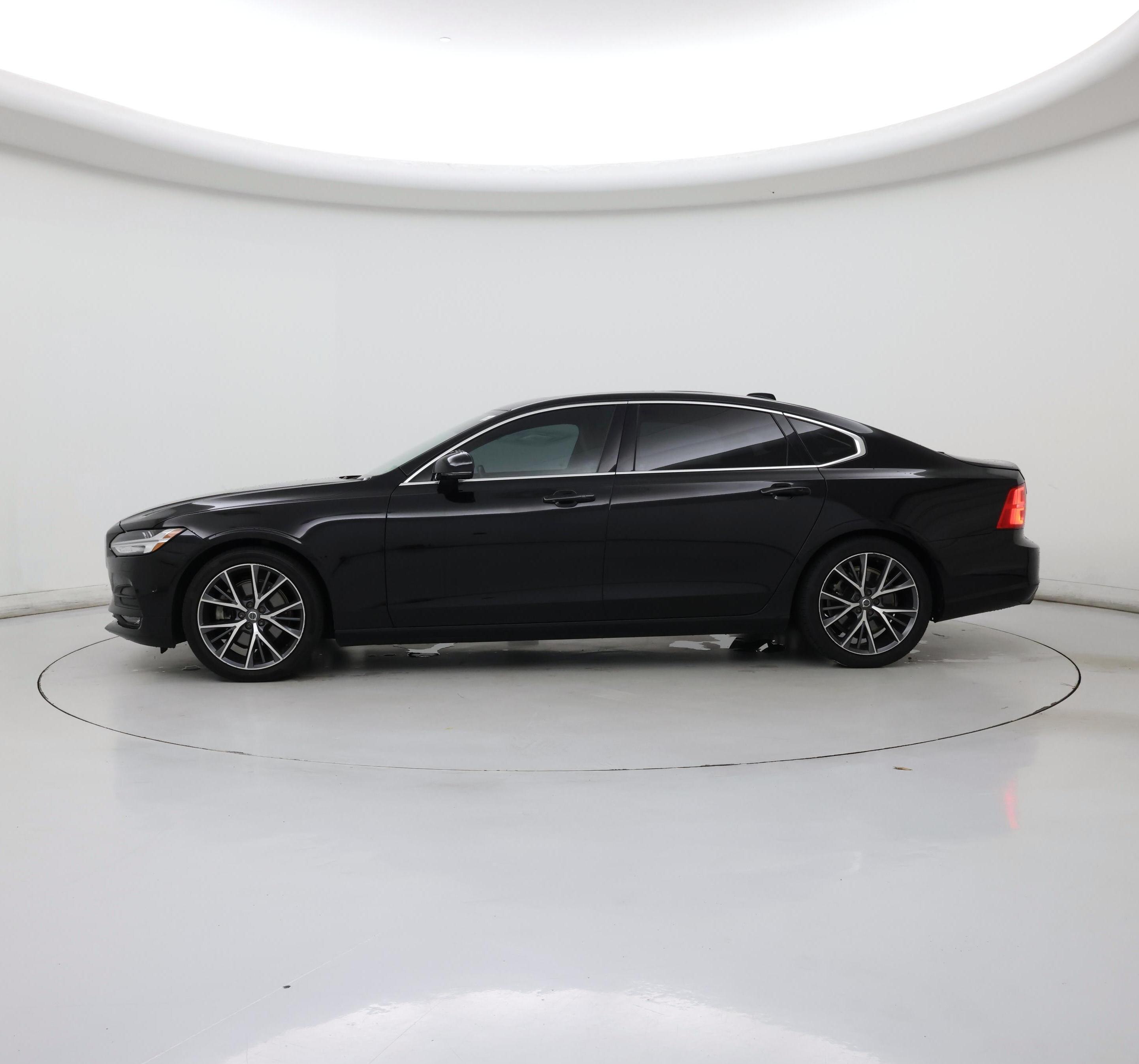Thumbnail: 2018 Volvo S90 - 3