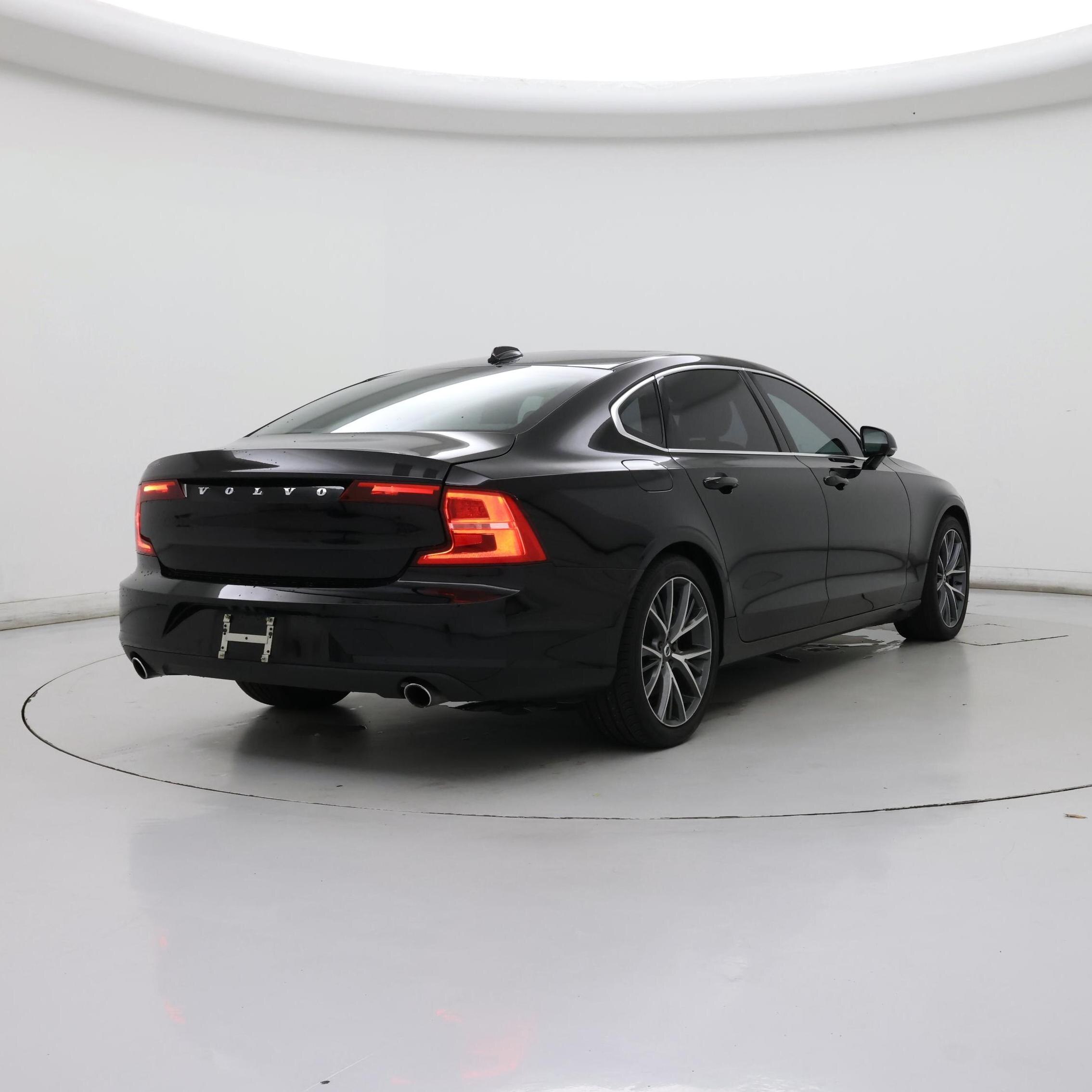 Thumbnail: 2018 Volvo S90 - 8