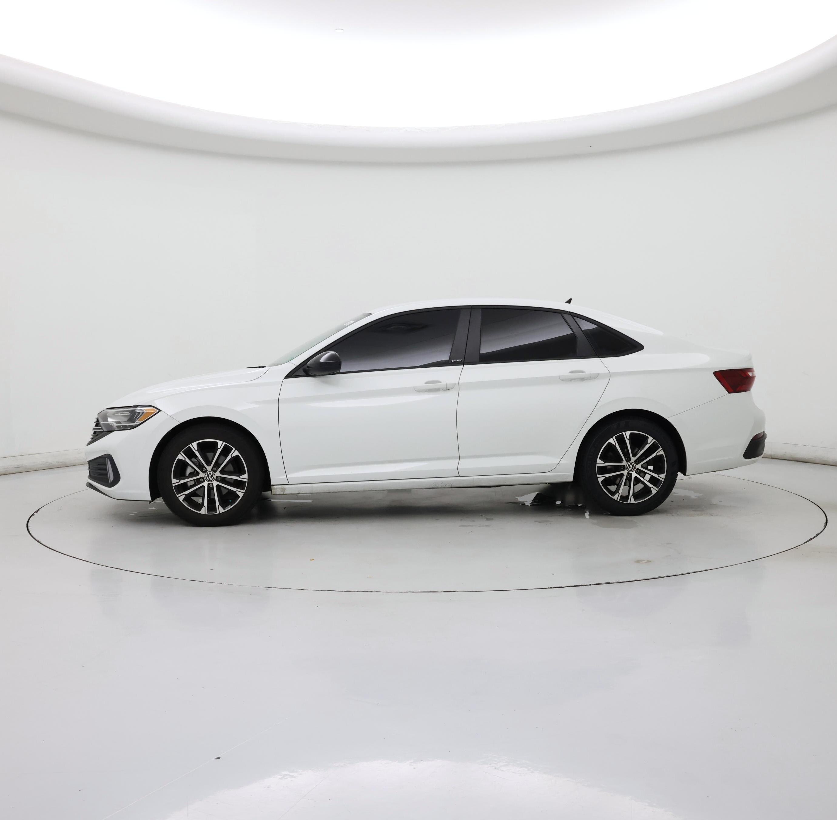 Thumbnail: 2023 Volkswagen Jetta - 3