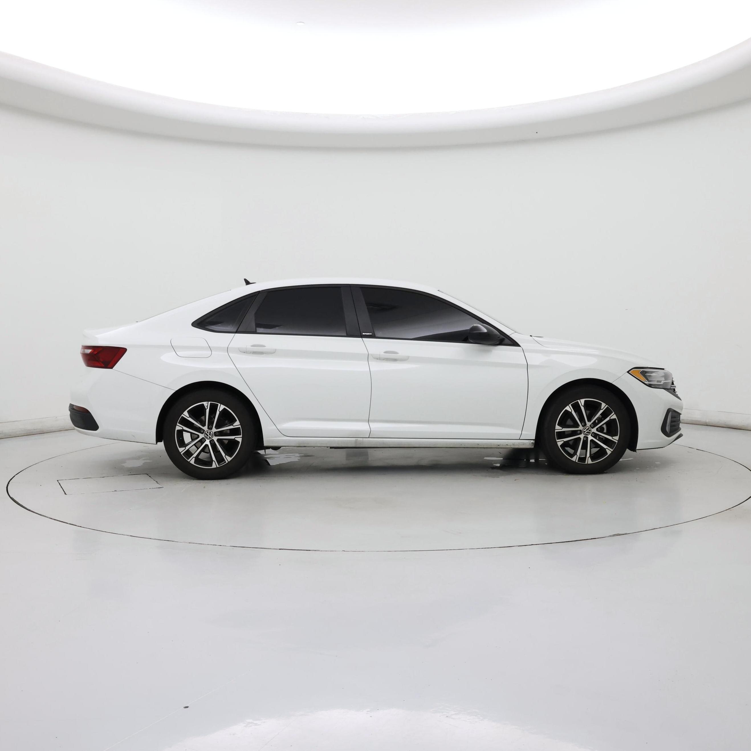 Thumbnail: 2023 Volkswagen Jetta - 7