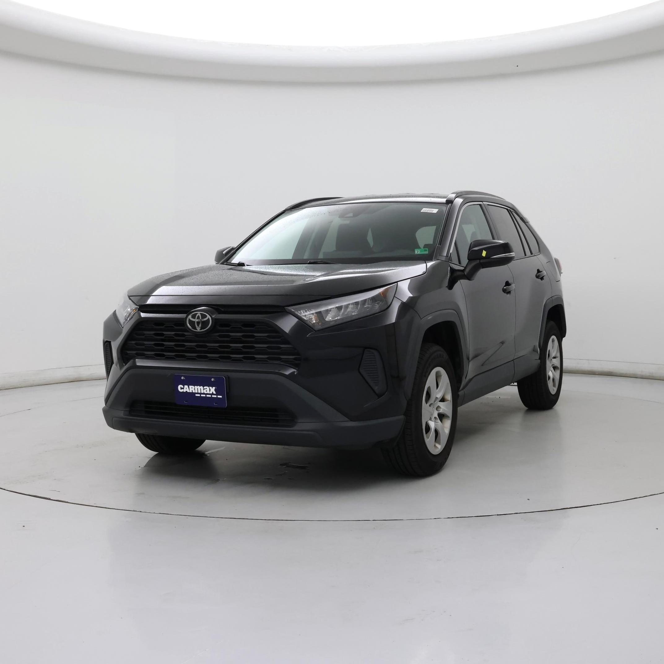 Thumbnail: 2021 Toyota RAV4 - 4