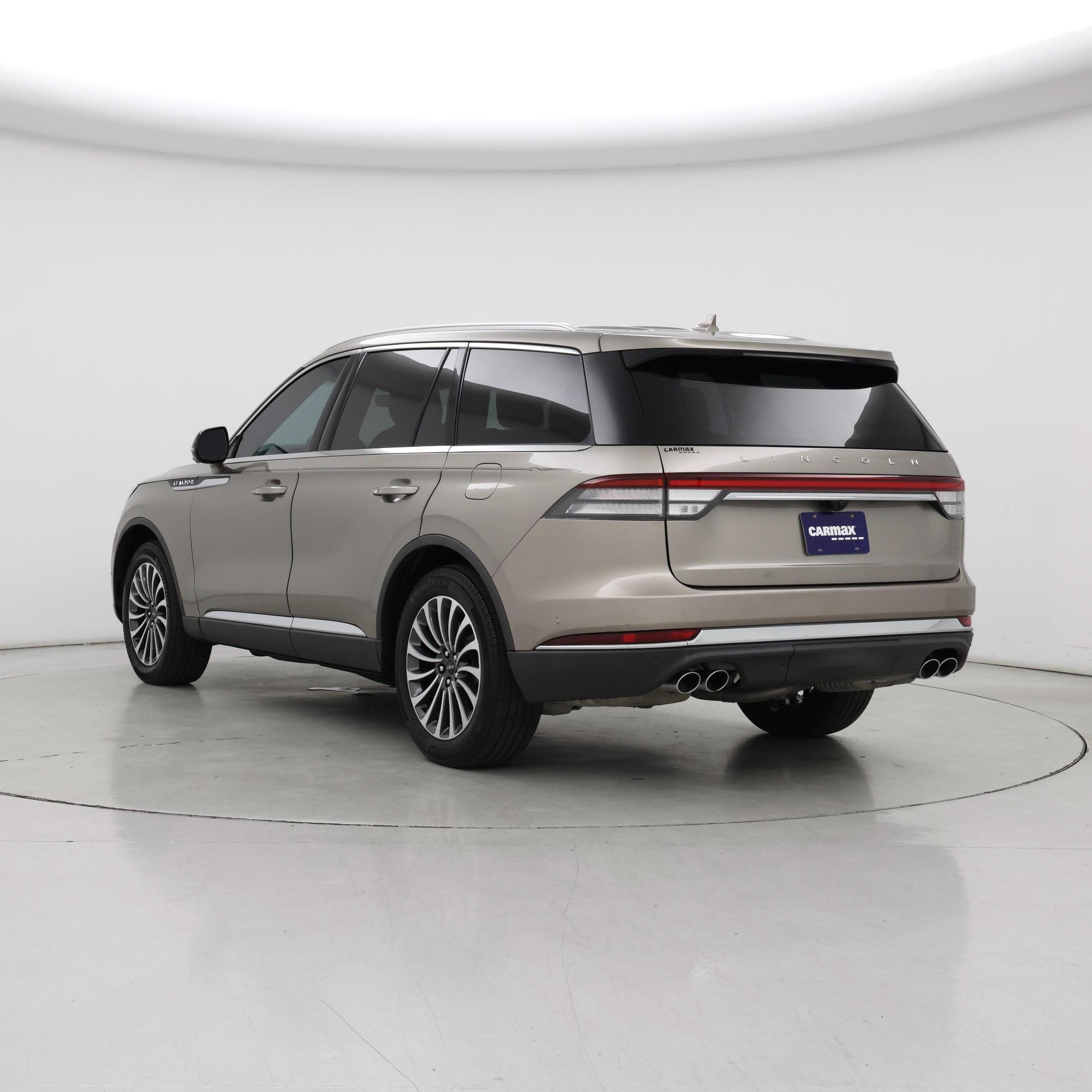 Thumbnail: 2020 Lincoln Aviator - 2