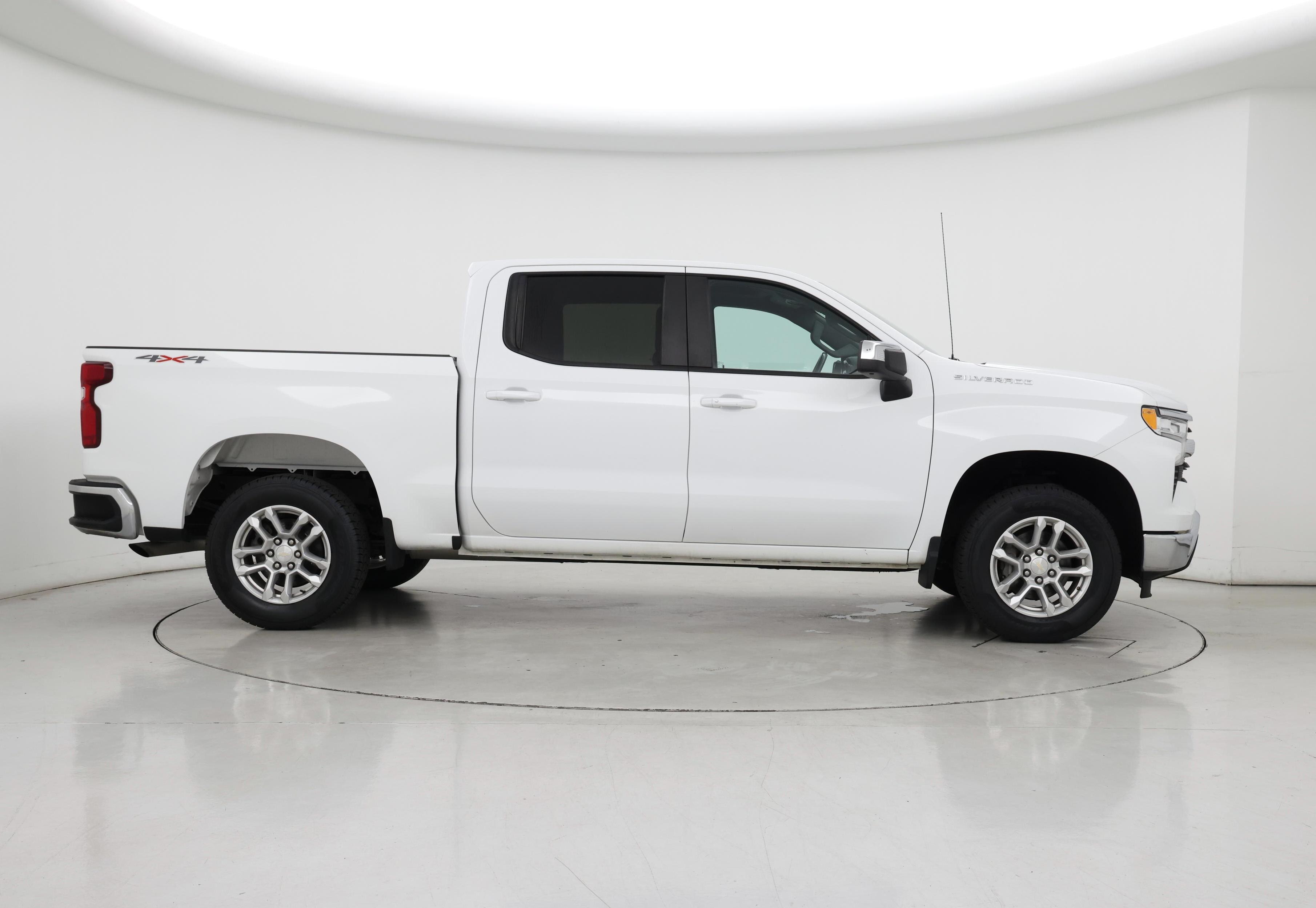 Thumbnail: 2022 Chevrolet Silverado 1500 - 7