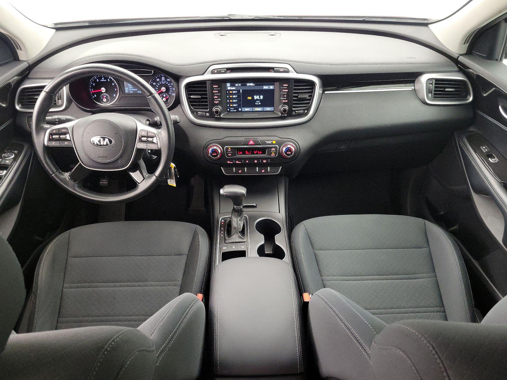 Thumbnail: 2019 Kia Sorento - 9