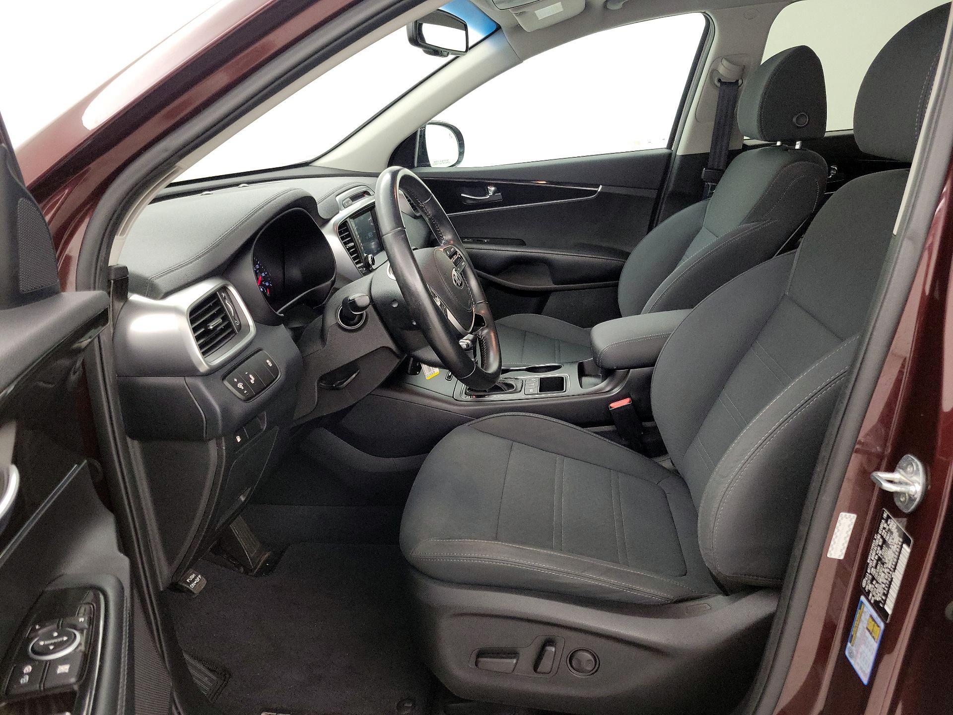Thumbnail: 2019 Kia Sorento - 11